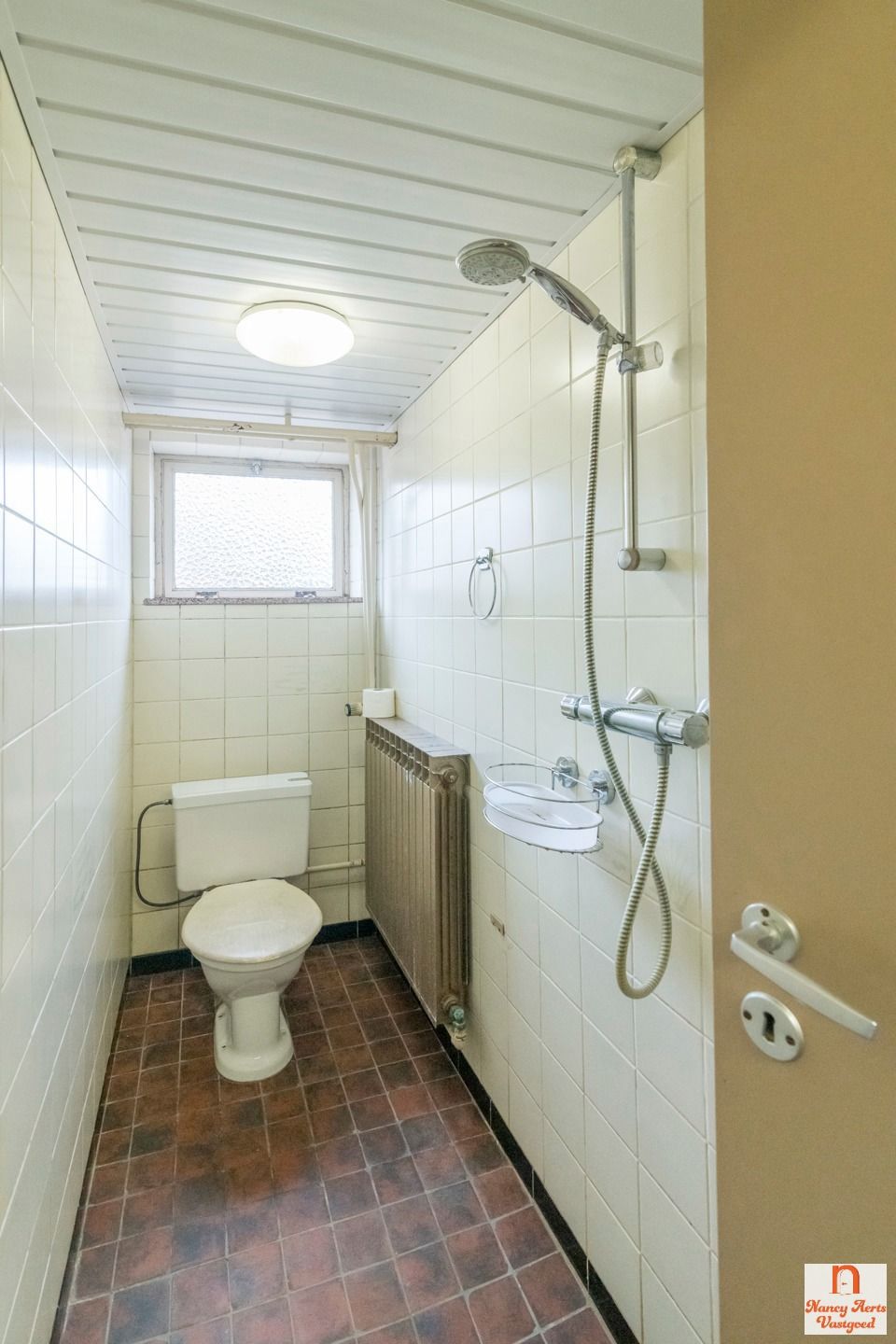 Split-level woning met grote tuin en vrij uitzicht foto 64