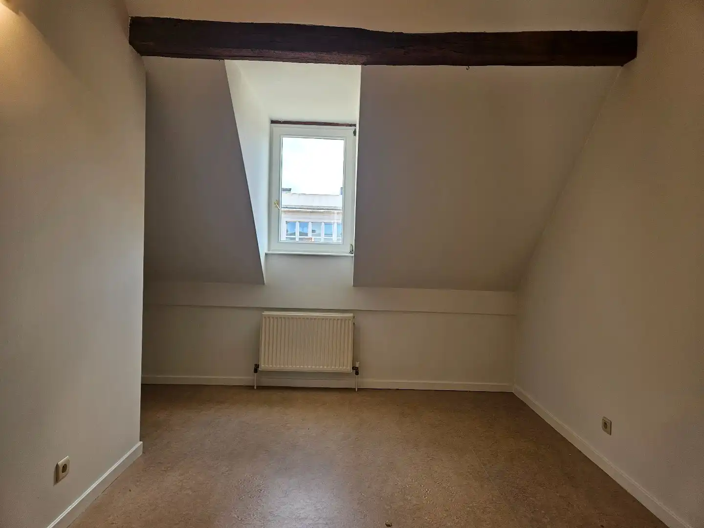 Duplex appartement met 2 ruime slaapkamers in het centrum van Geel! foto 11