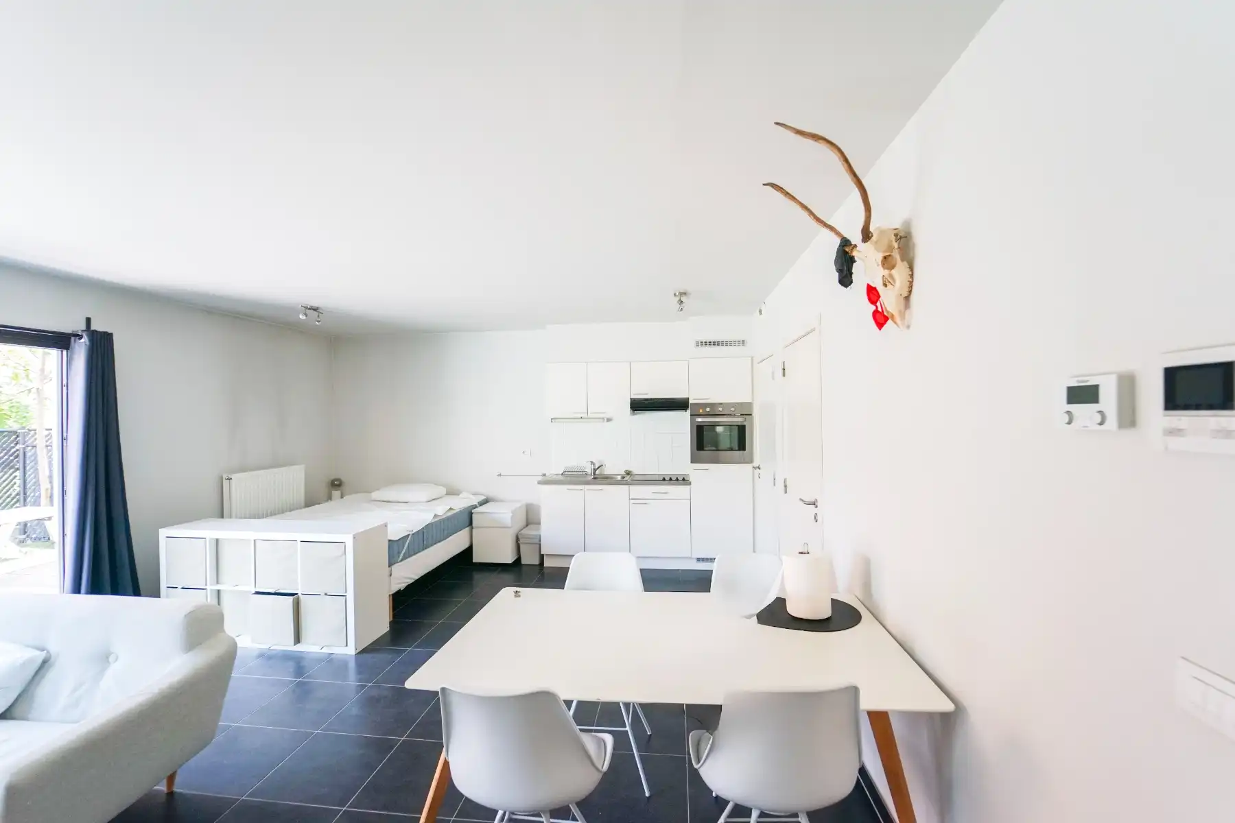 Lichtrijke Studio met tuintje te koop op topligging! foto 5