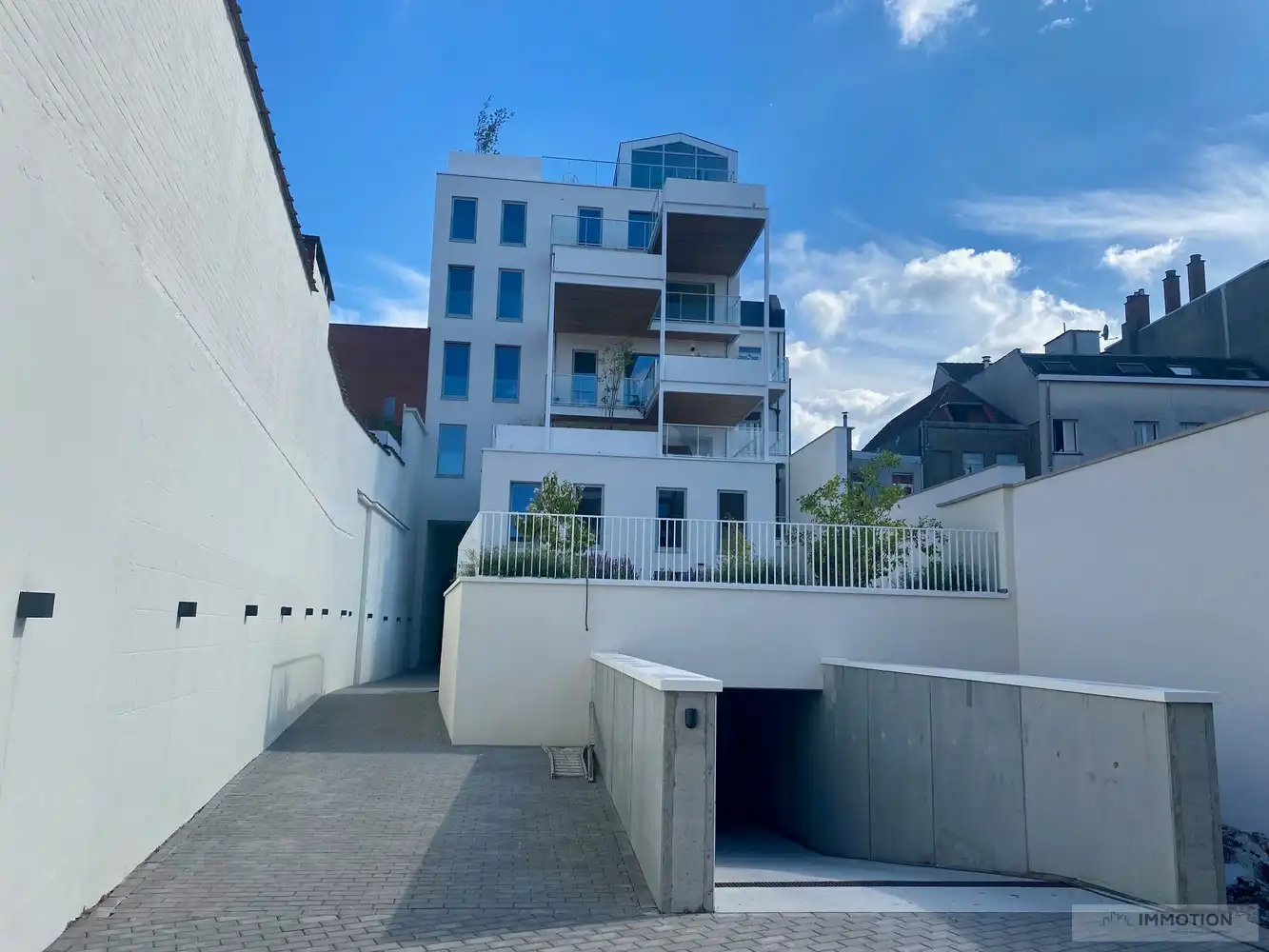 Prachtig appartement te huur in centrum Kortrijk - mét parking en kelder foto 19