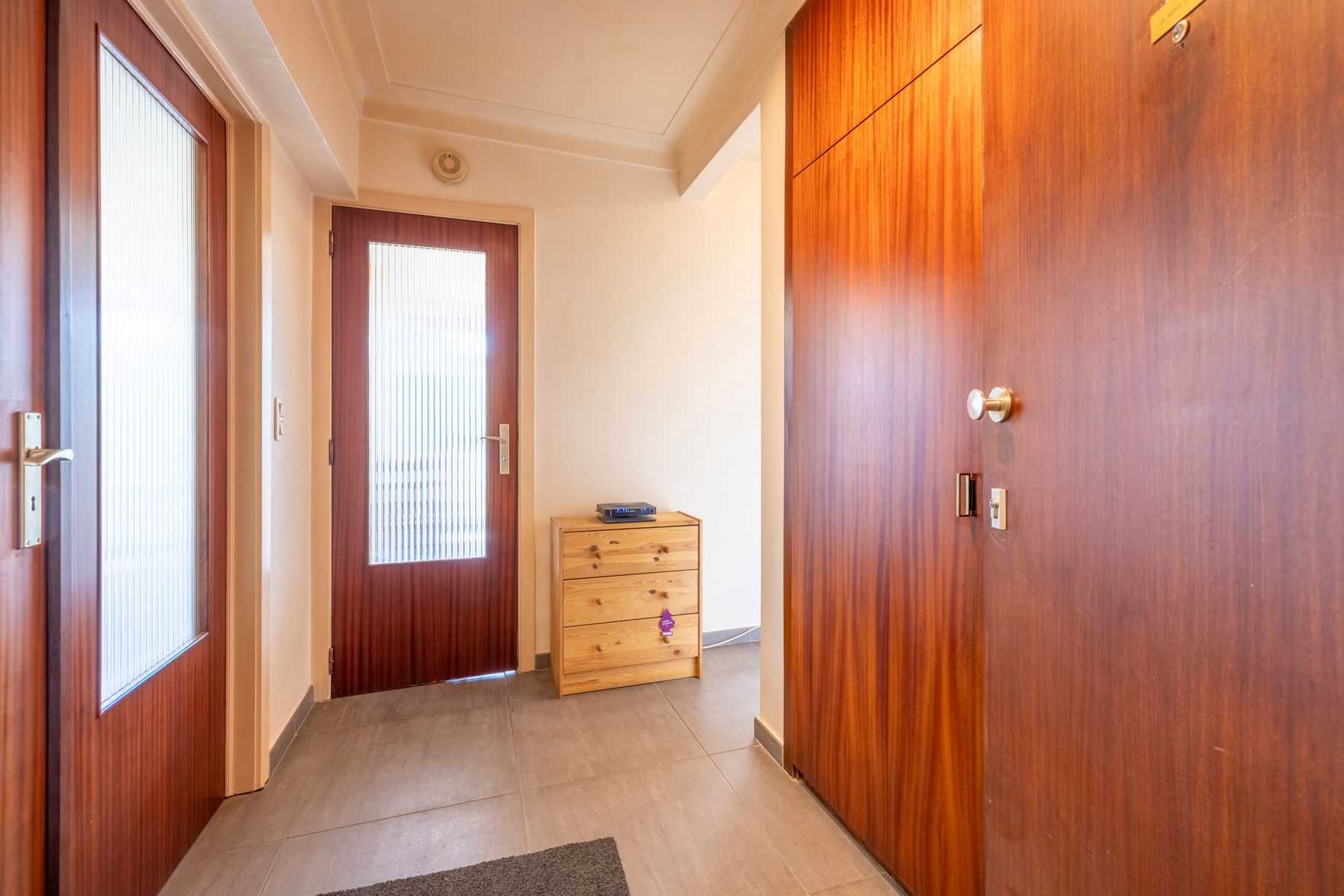APPARTEMENT MET 1 SLAAPKAMER EN GARAGE TE KOOP! foto 11