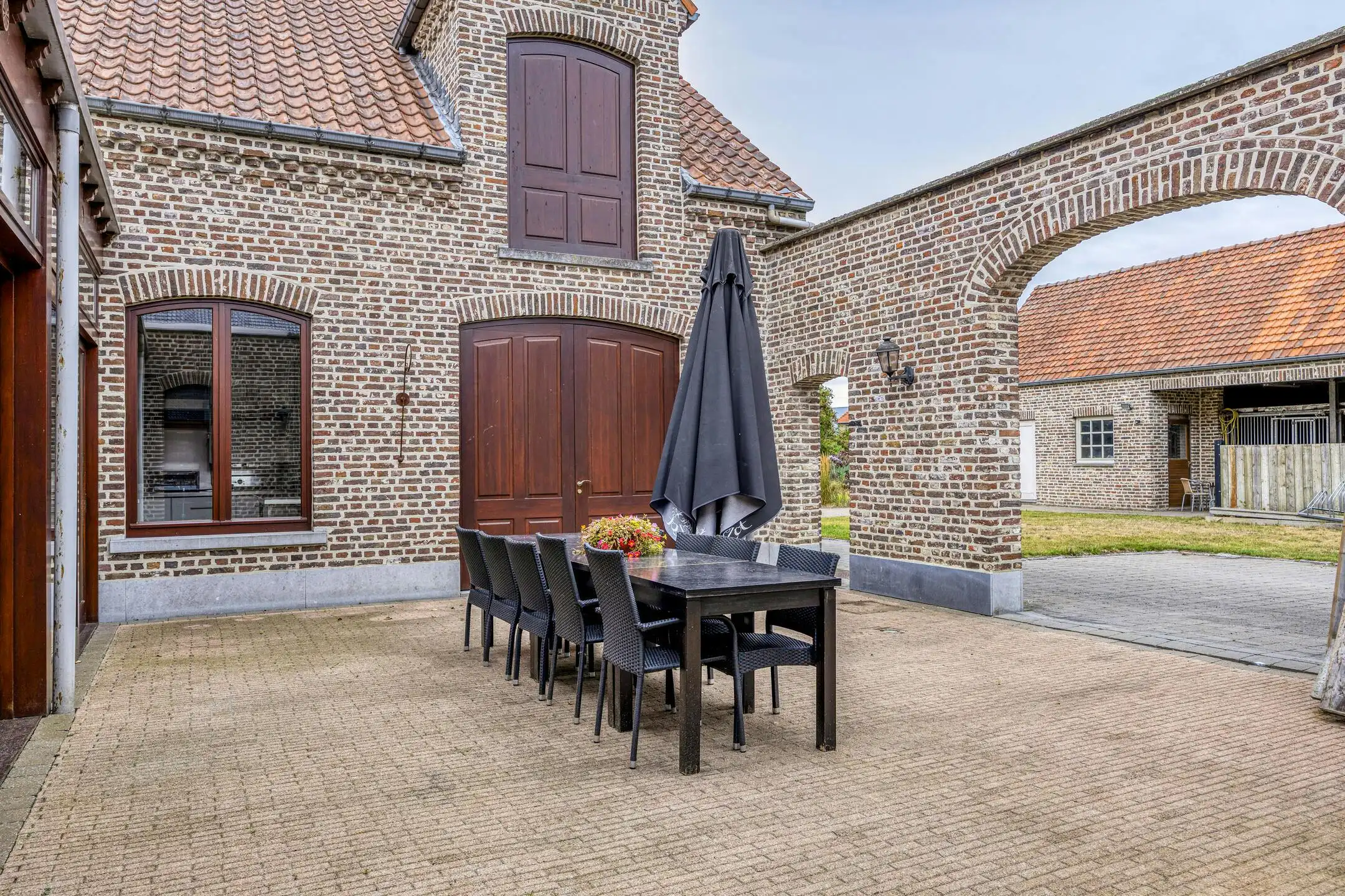 Handelshuis met café en feestzaal + bouwgrond te koop in Tongerlo  foto 21