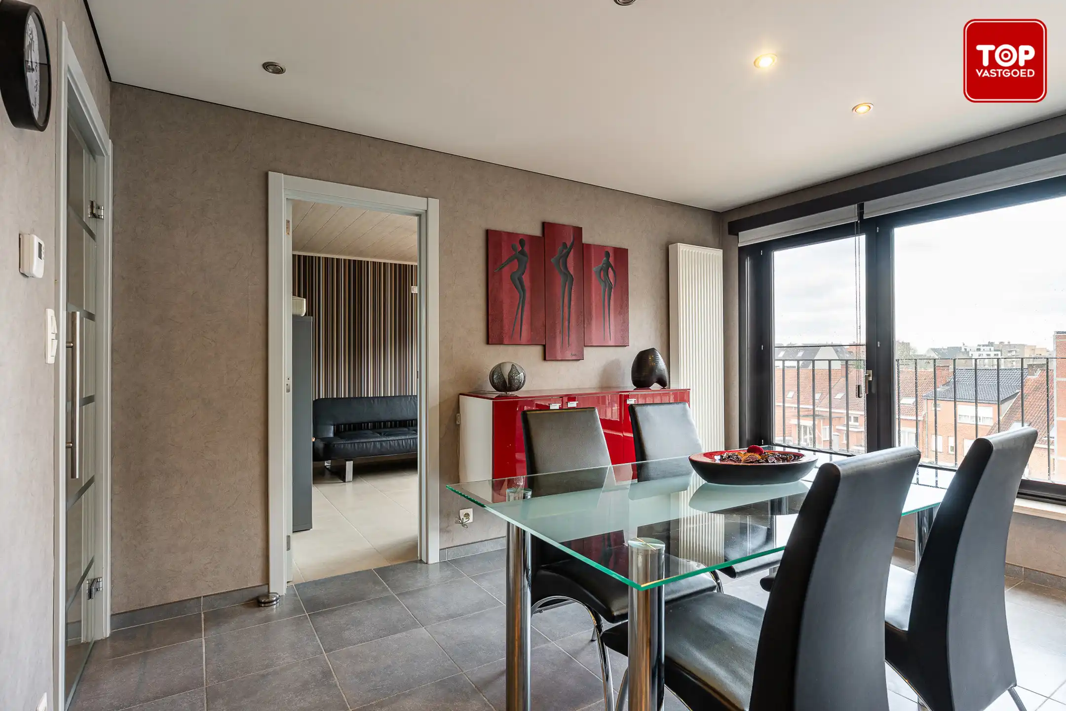 Lichtrijk 2-slaapkamer appartement met garage in centrum Deinze foto 3