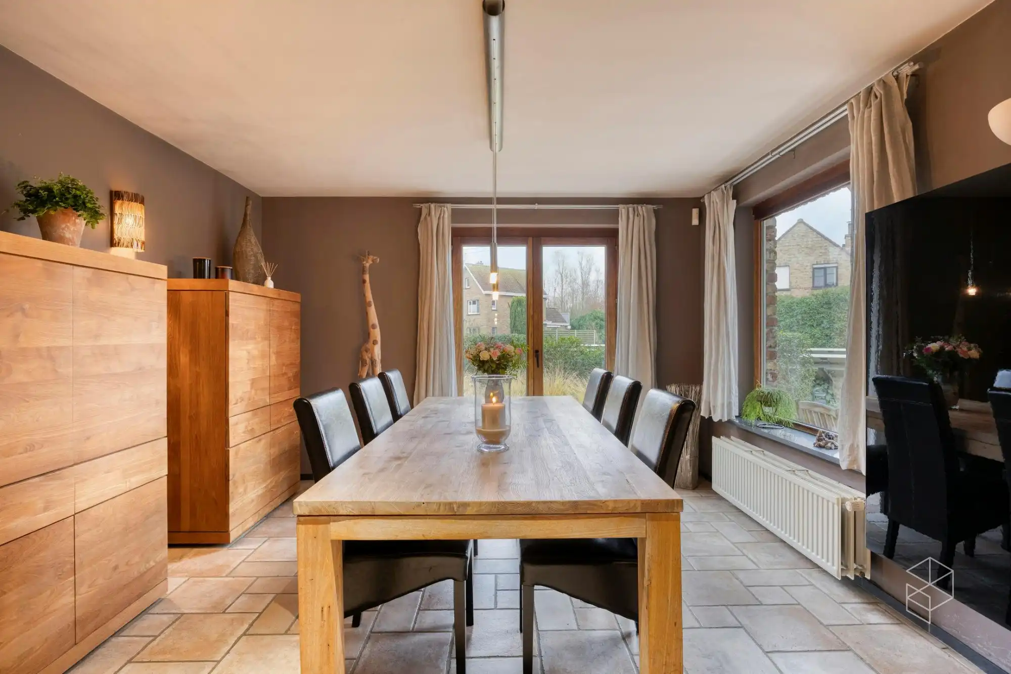 Karaktervolle villa met polyvalent bijgebouw, zwemvijver & aangelegde tuin met uitweg op 4.012m² foto 28