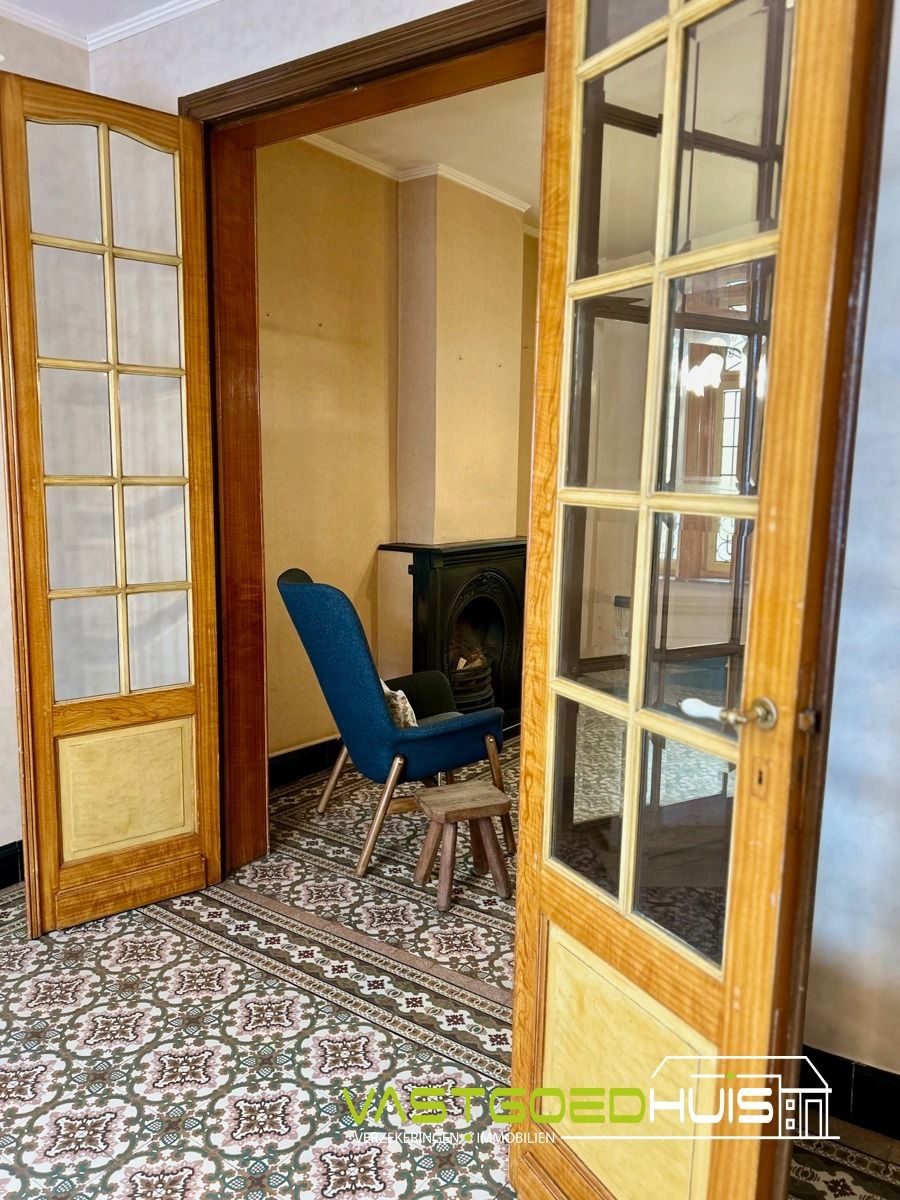 Karaktervolle gezinswoning met authentieke details in Ninove foto 6