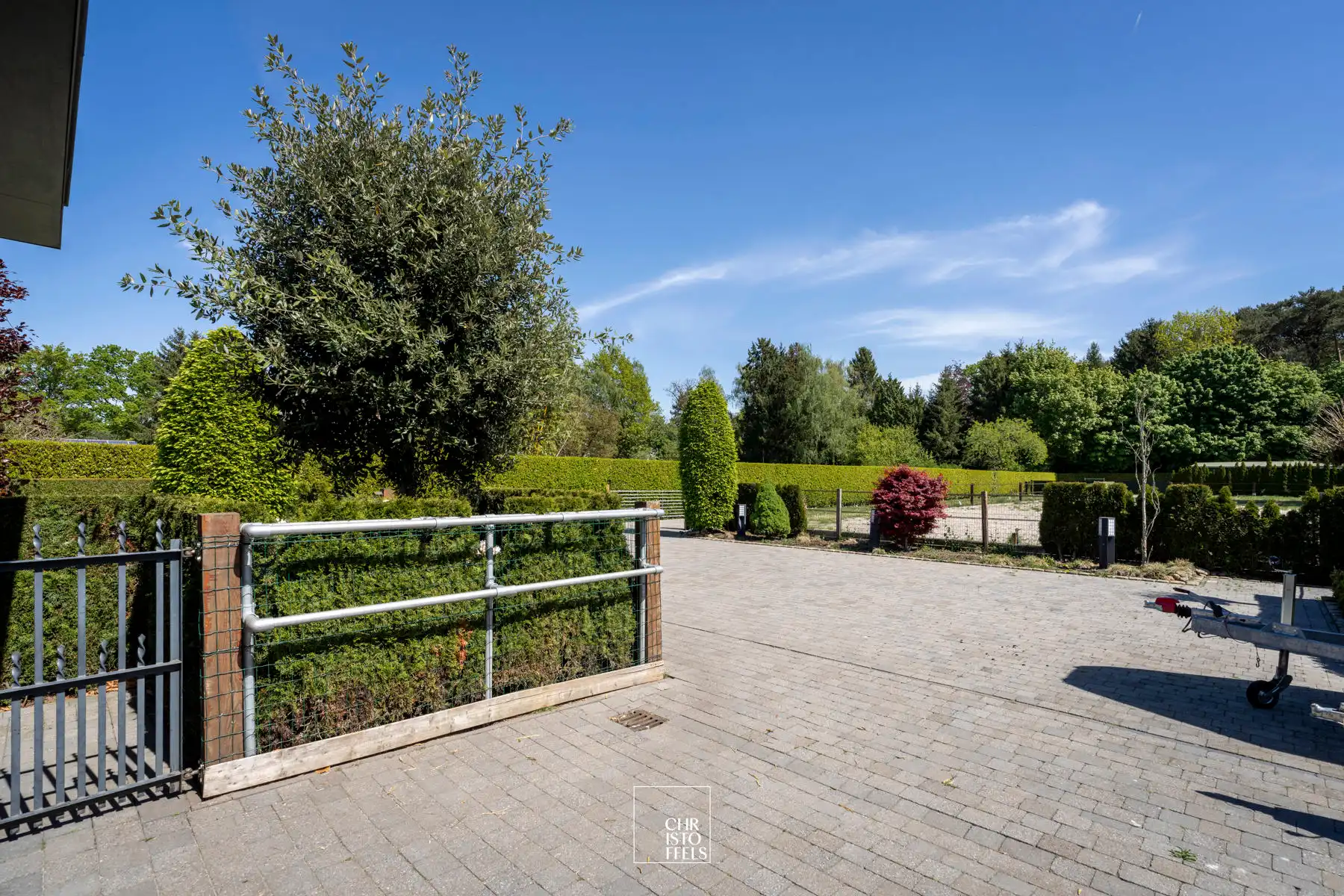 Exclusieve villa (511m²) met buitenzwembad, wellnessruimte en paardenaccommodatie in Lanaken foto 22