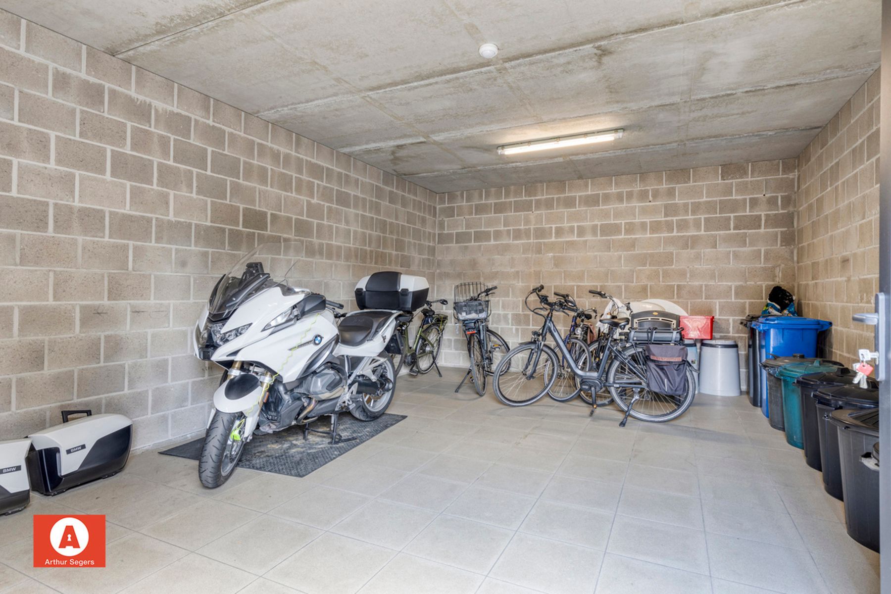 Luxe BEN-penthouse met 2 terrassen en autostaanplaats foto 25