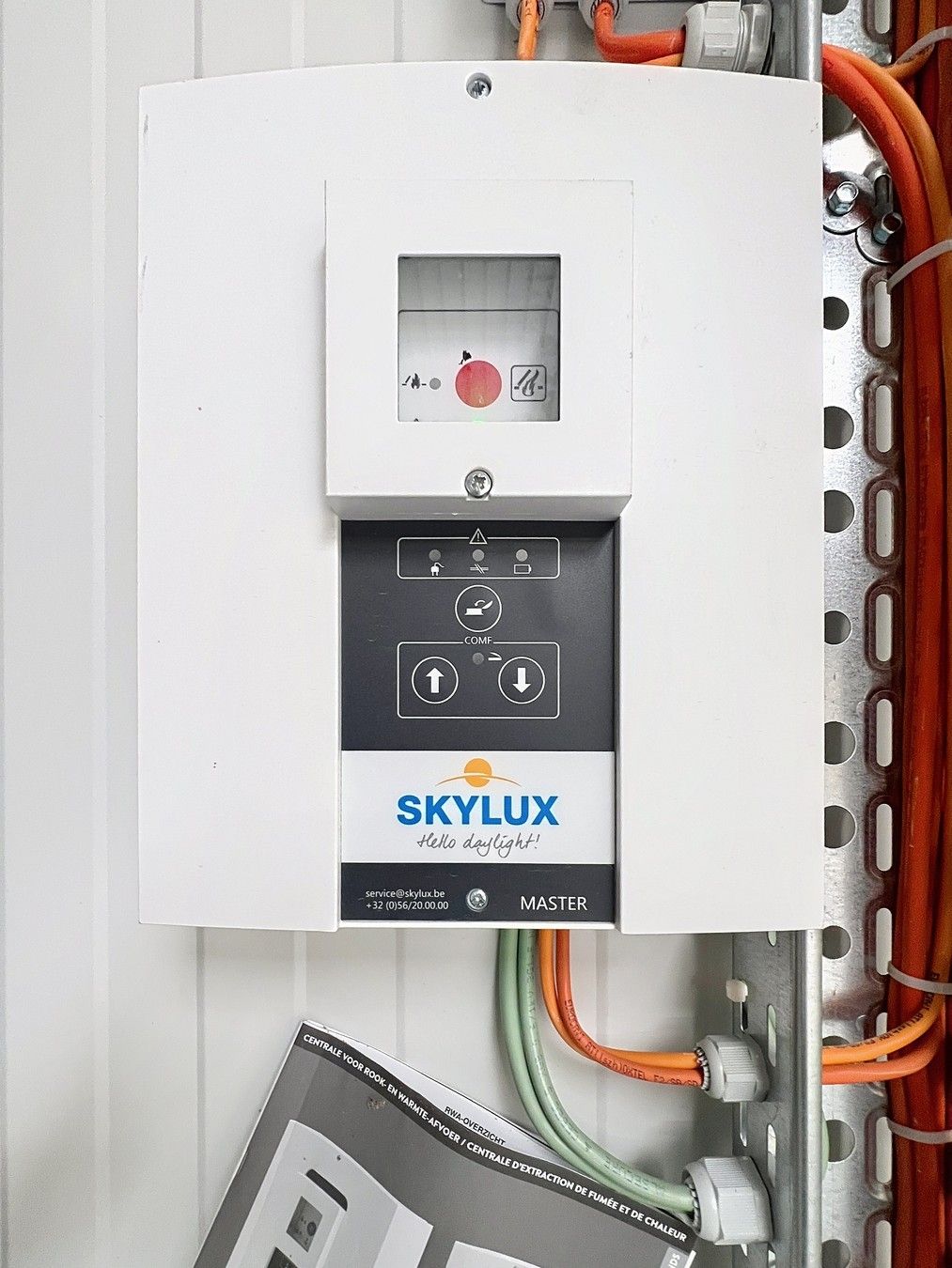 Nieuwbouw KMO-unit (457m²) met 2 hoge sectionaalpoorten en 3 private parkeerplaatsen op "Clarysse Business Park" te PITTEM! foto 15