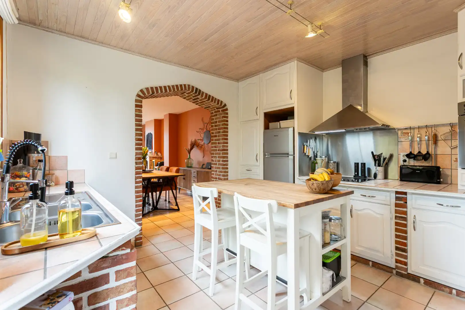 Instapklare driegevelwoning met 3 slpk te Lembeek foto 9