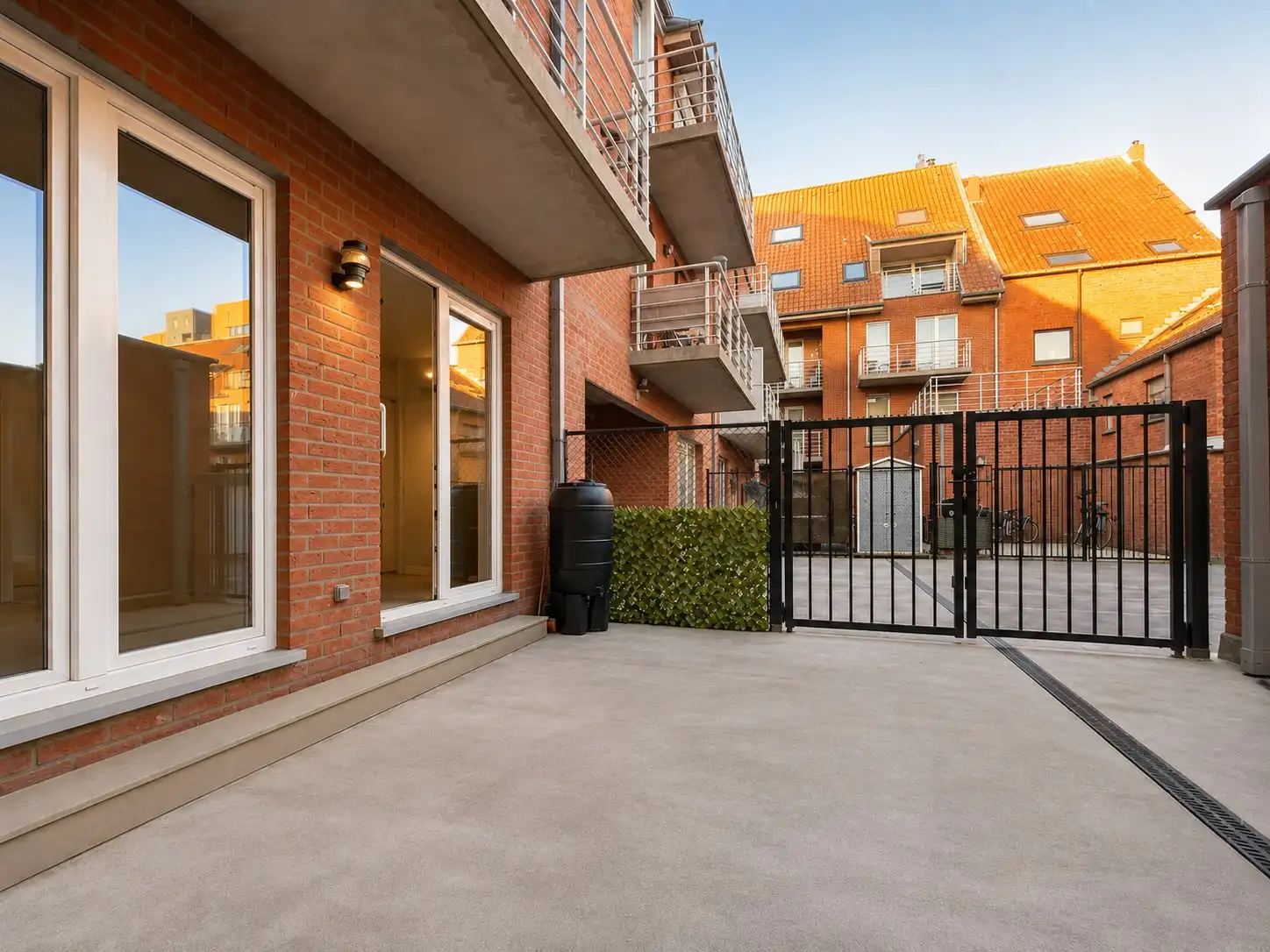 Gelijkvloers appartement met 2 kamers te Heist centrum foto 11