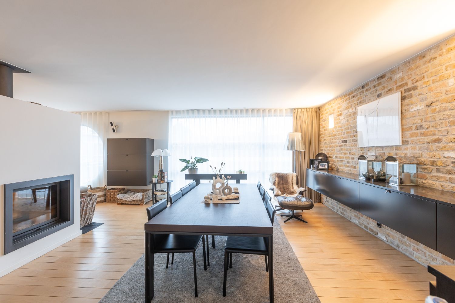 Moderne woning met handelsruimte op commerciële ligging! foto 5