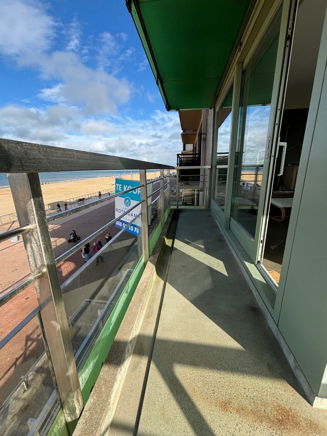 Hoekappartement met 180 ° panoramisch zicht op de Zeedijk  foto 4