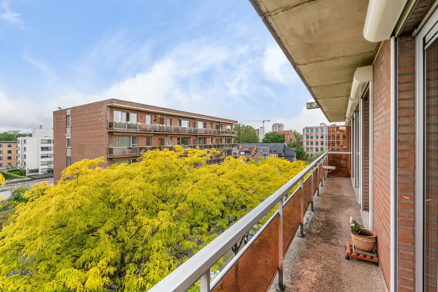 Centraal gelegen, gerenoveerd en energiezuinig appartement met 1 slaapkamer, een terras en een autostaanplaats te Leuven! foto 13
