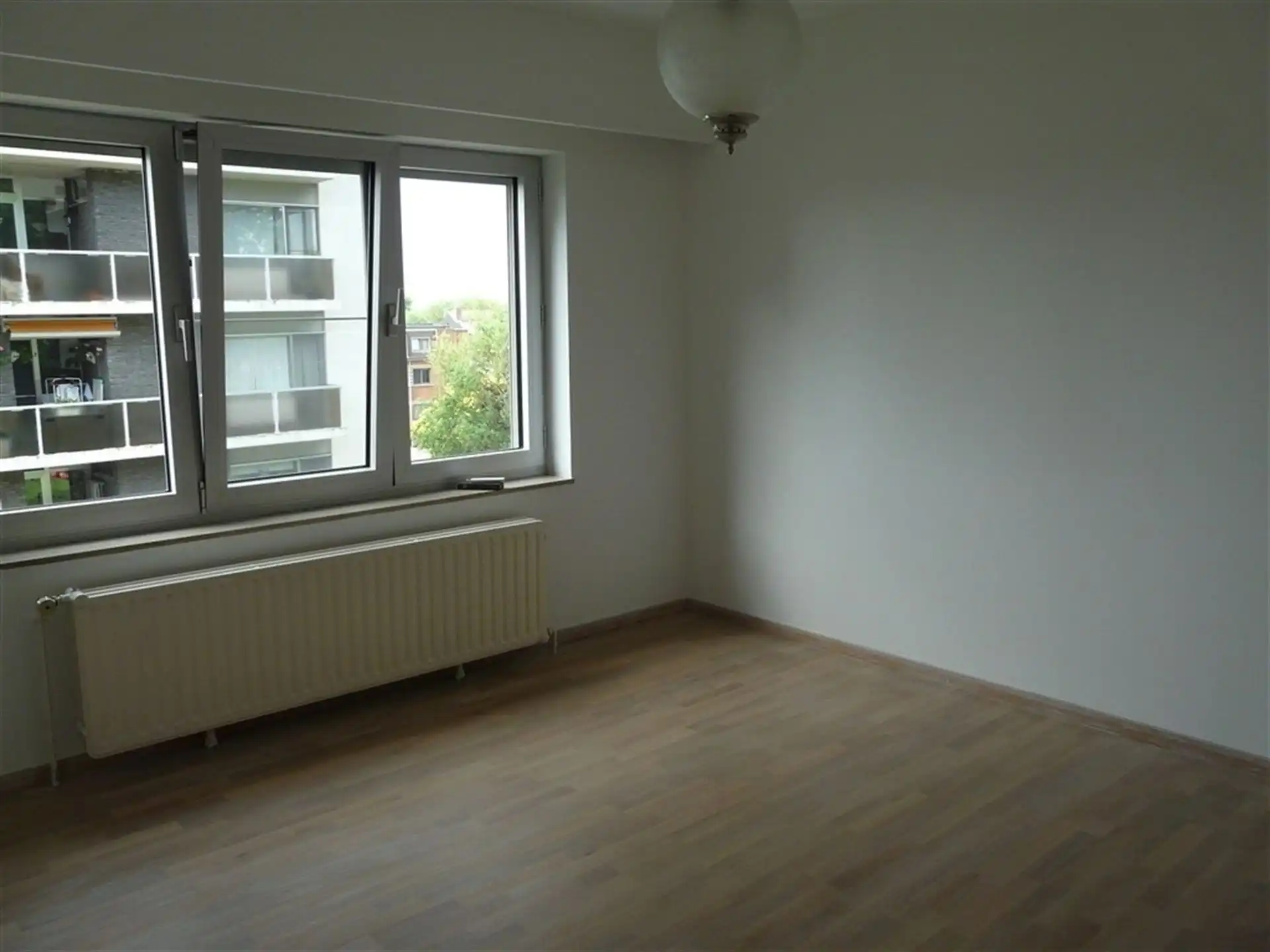 Centraal gelegen appartement met 2 slpks! foto 8