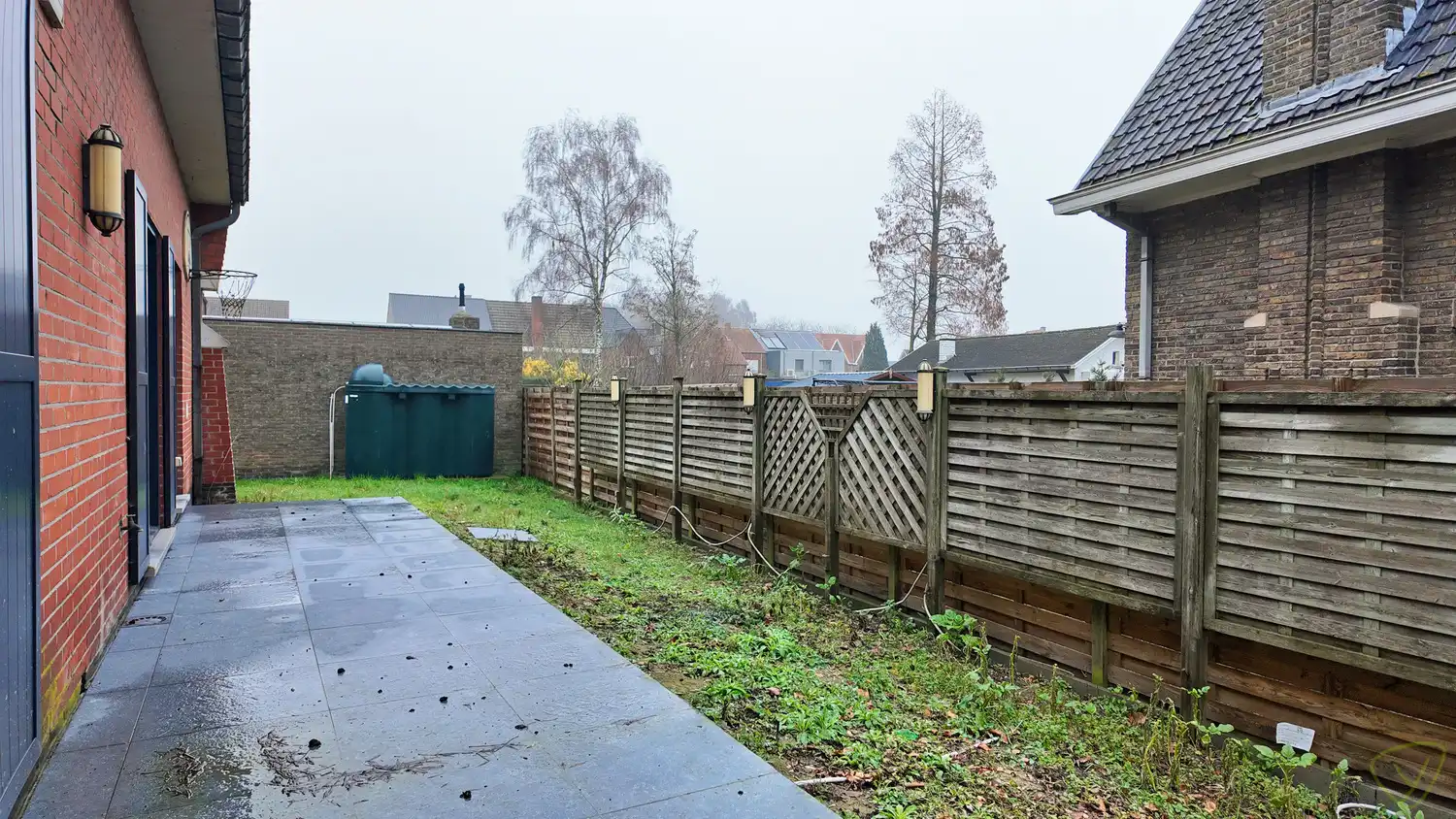 Zonnig en rustig gelegen alleenstaande woning te Eeklo! foto 8