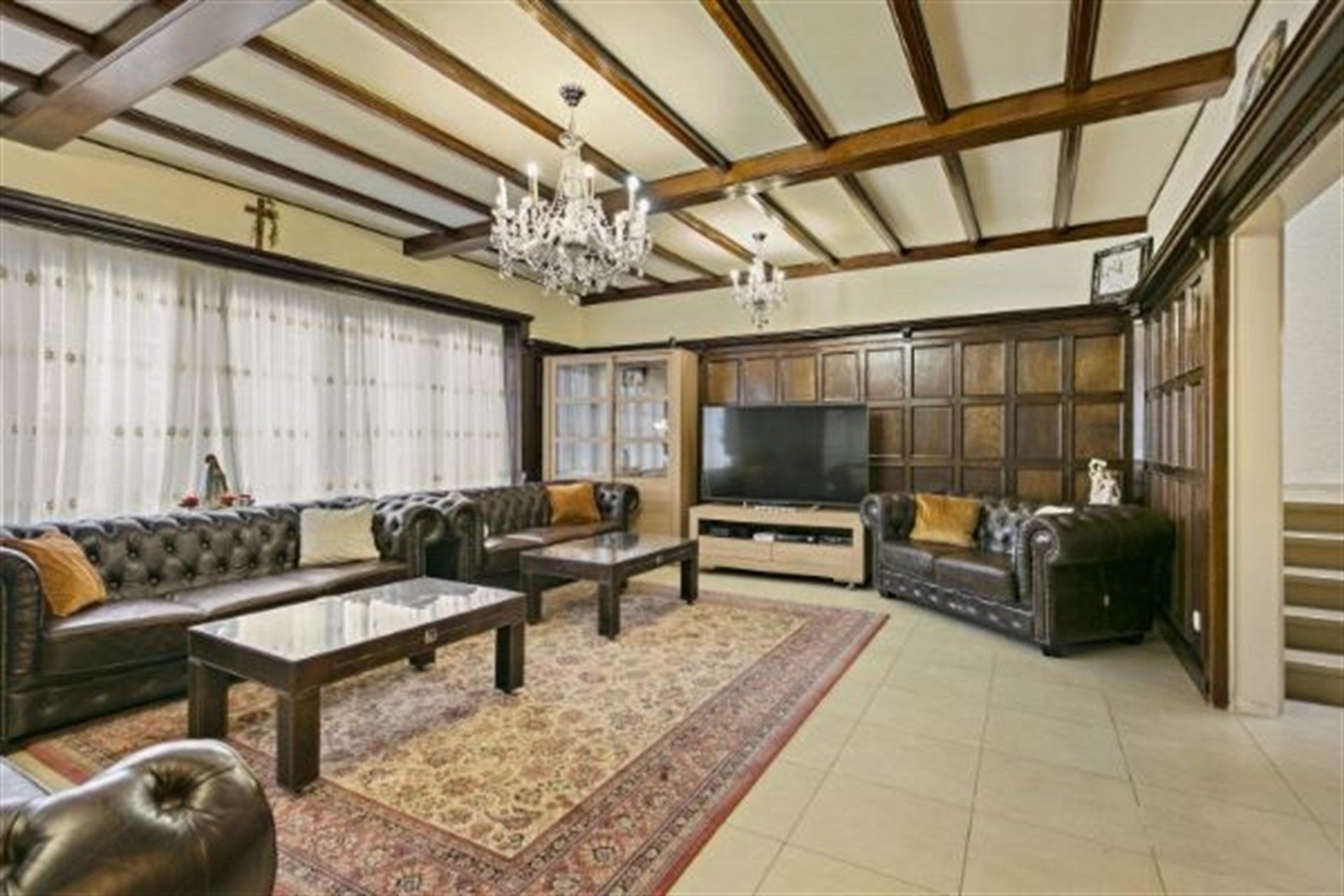Ruime bel-étagewoning met 4 slaapkamers Betonconstructie foto 11