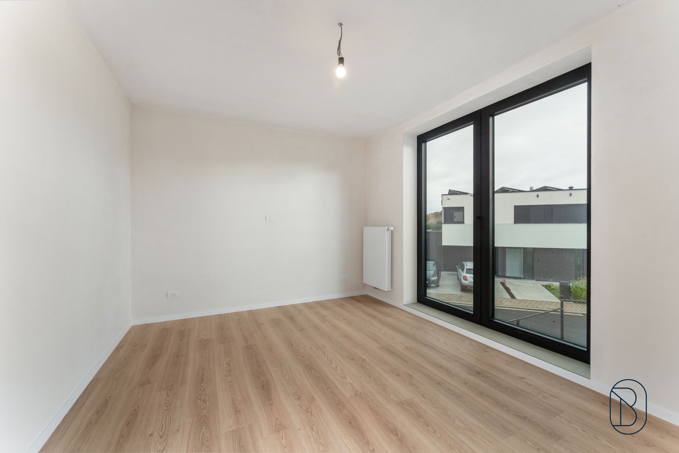 Nieuwbouwwoning met zonnepanelen, zuidgerichte tuin in Marke foto 17