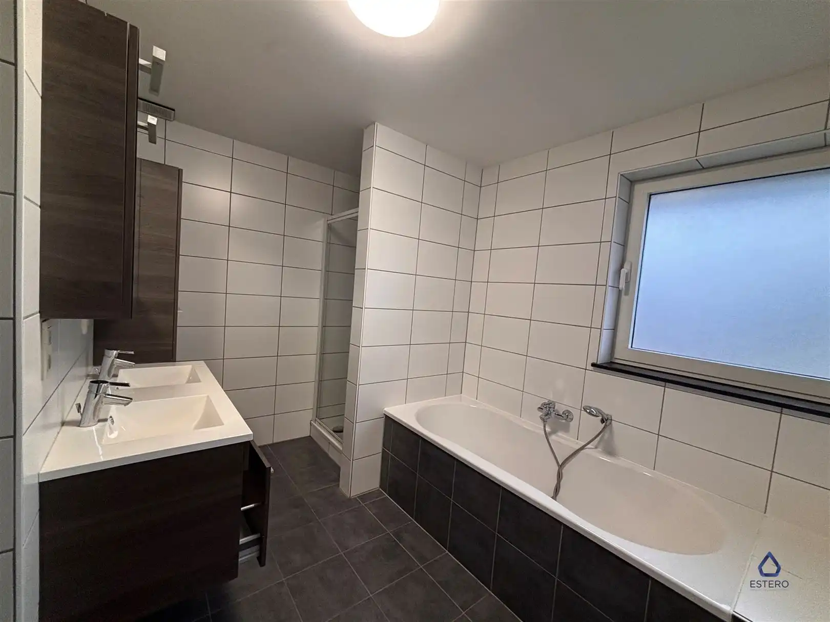 Ruime gezinswoning met 3 slaapkamers en landelijk uitzicht foto 10