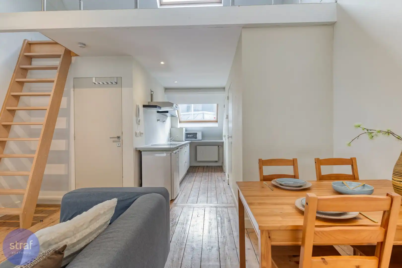 Charmante duplex met zuidgericht terras en extra studio foto 16