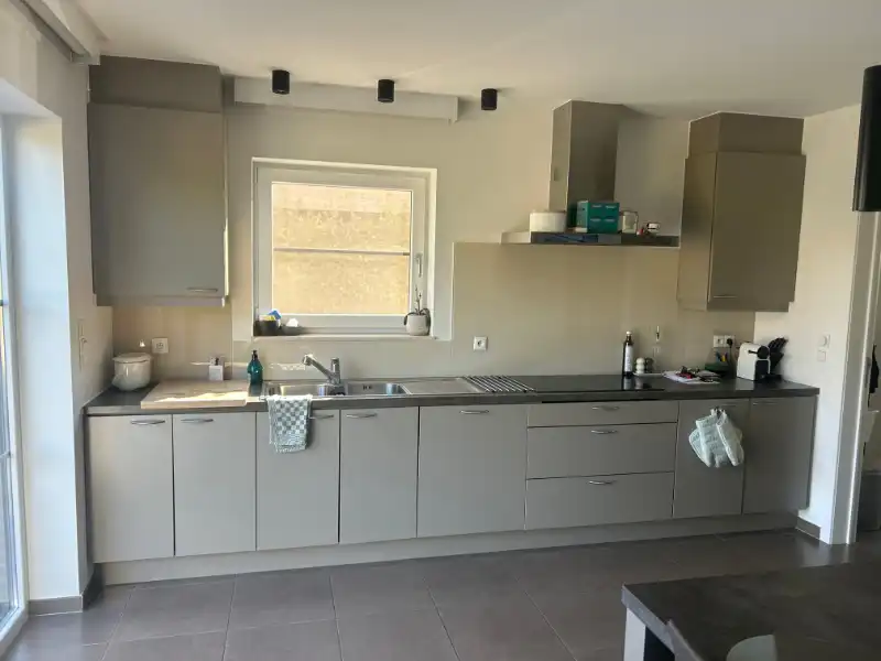 Luxe villa met 3 slaapkamers in een doodlopende straat. Perfect voor wie op zoek is naar ruimte en comfort! foto 5
