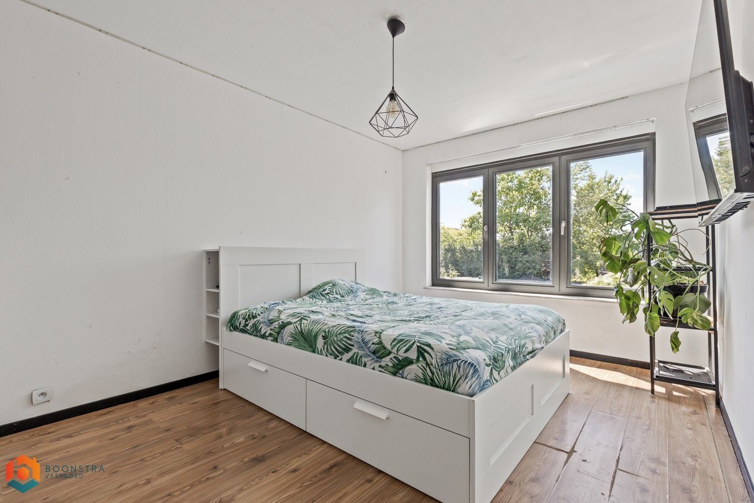 Energiezuinige woning met 5 slpkrs en leuke tuin te Kontich foto 14