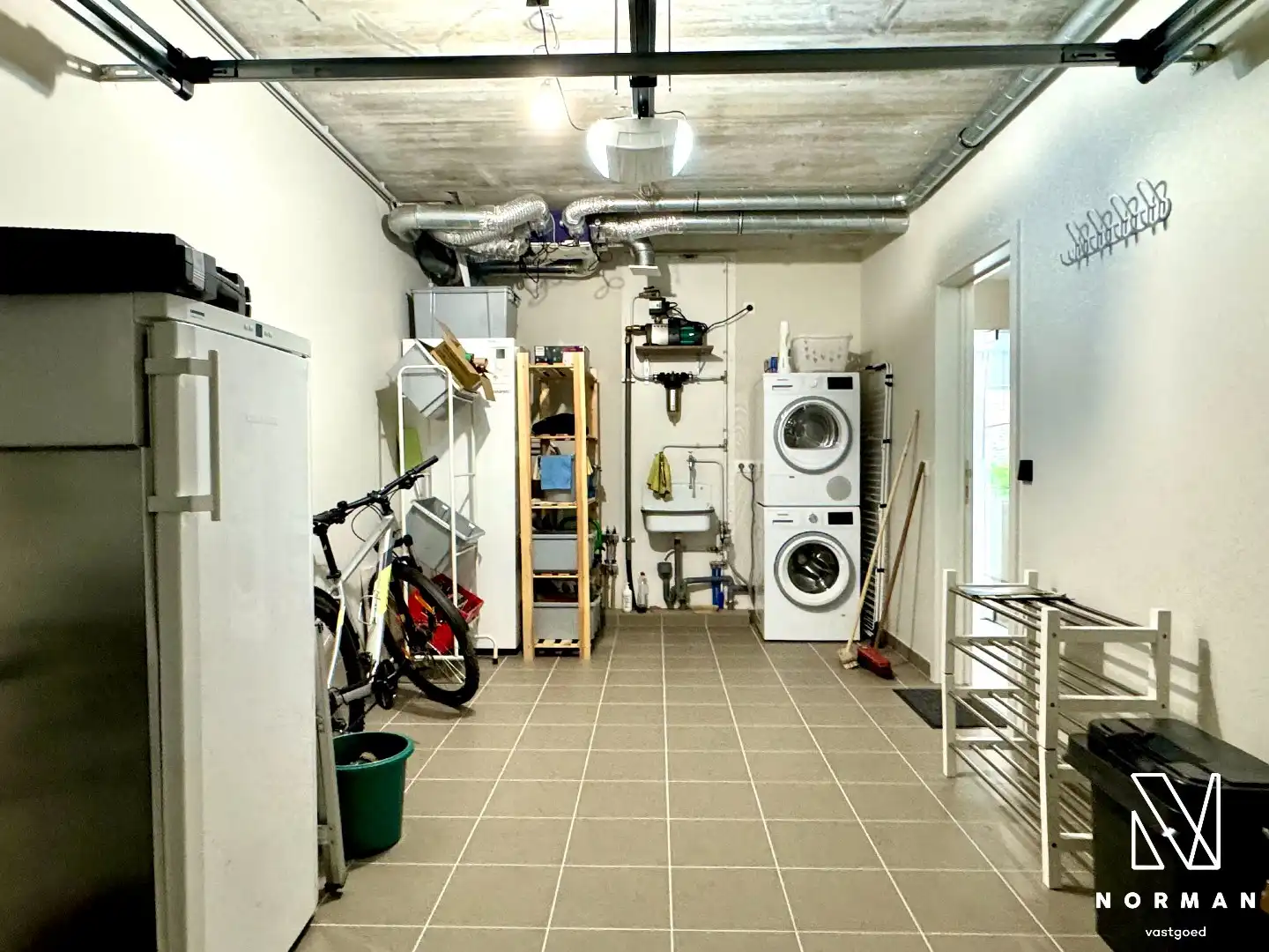 Instapklare nieuwbouwwoning met moderne afwerking en veel lichtinval foto 16