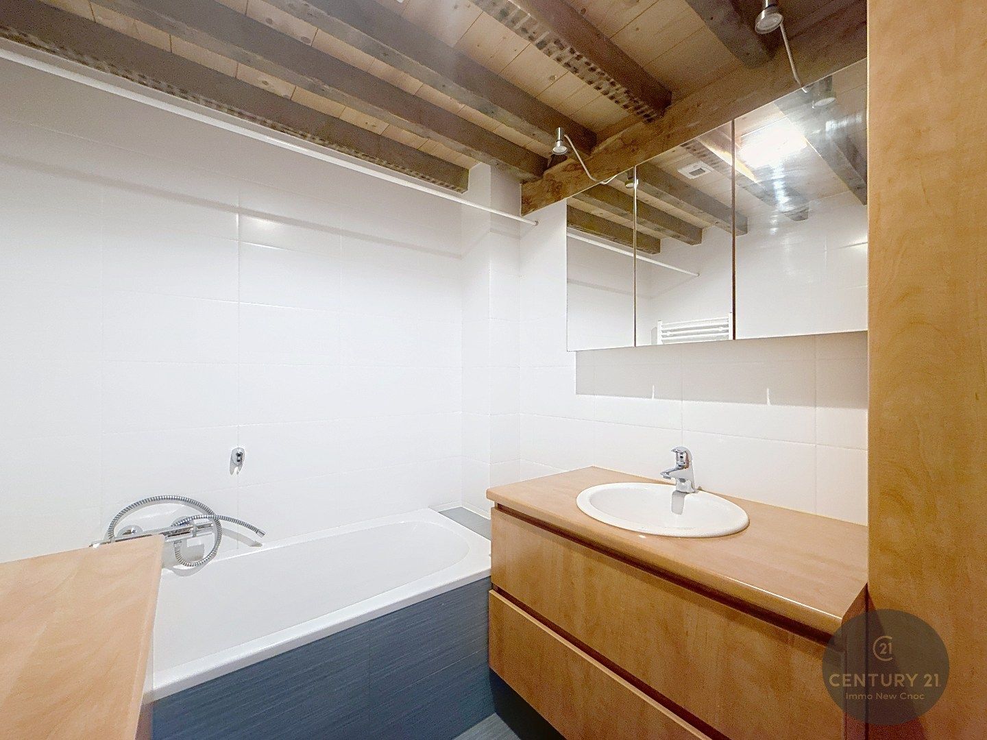 BRUGGE: exclusief pand met uitzonderlijke binnentuin foto 24