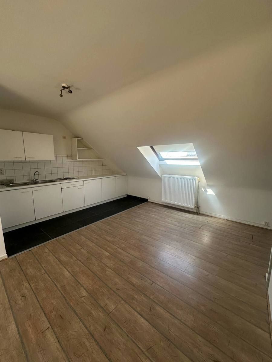 Dakappartement te koop in Bree centrum foto 5
