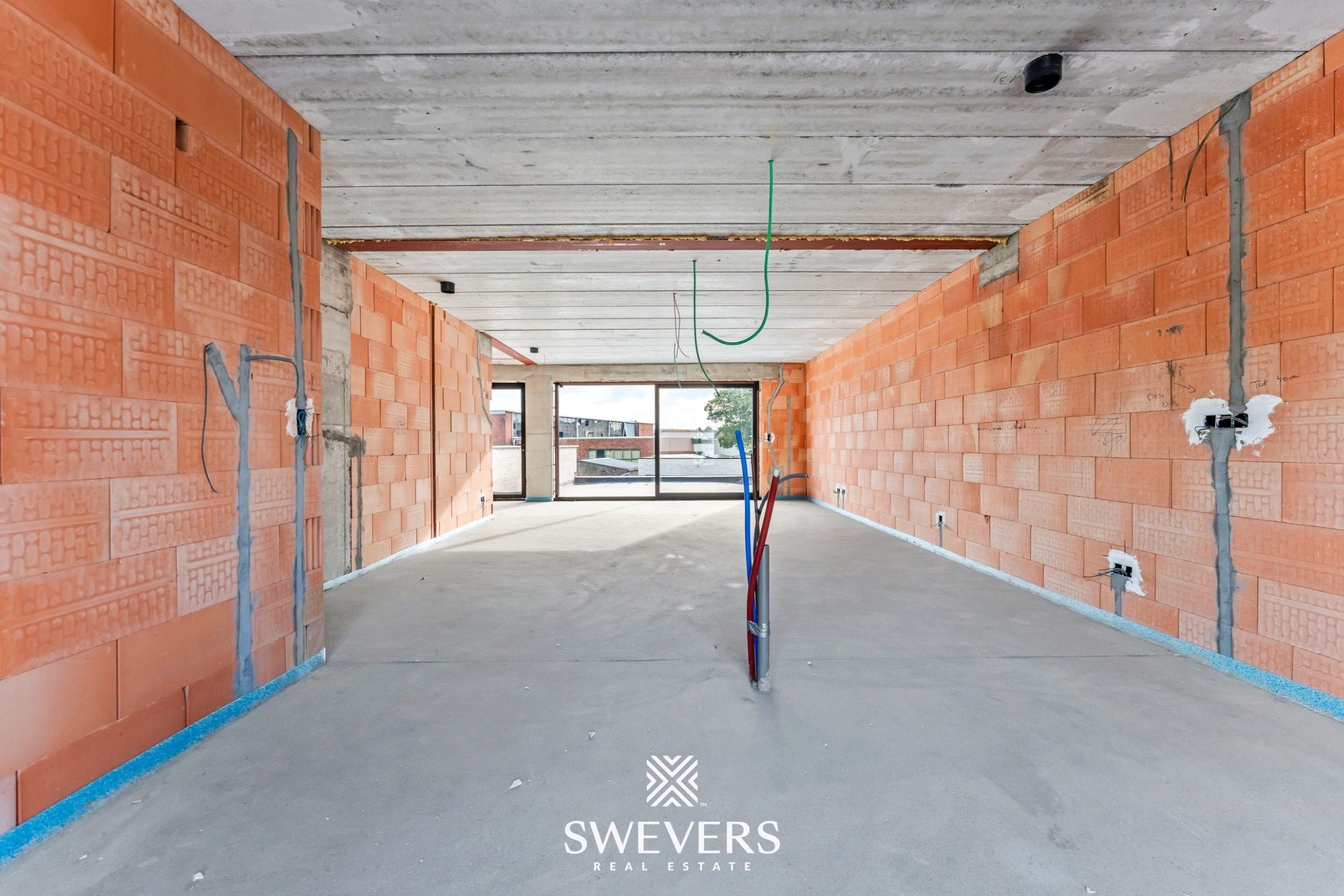 Ruim duplexappartement met groot terras en garage in Helchteren foto 3