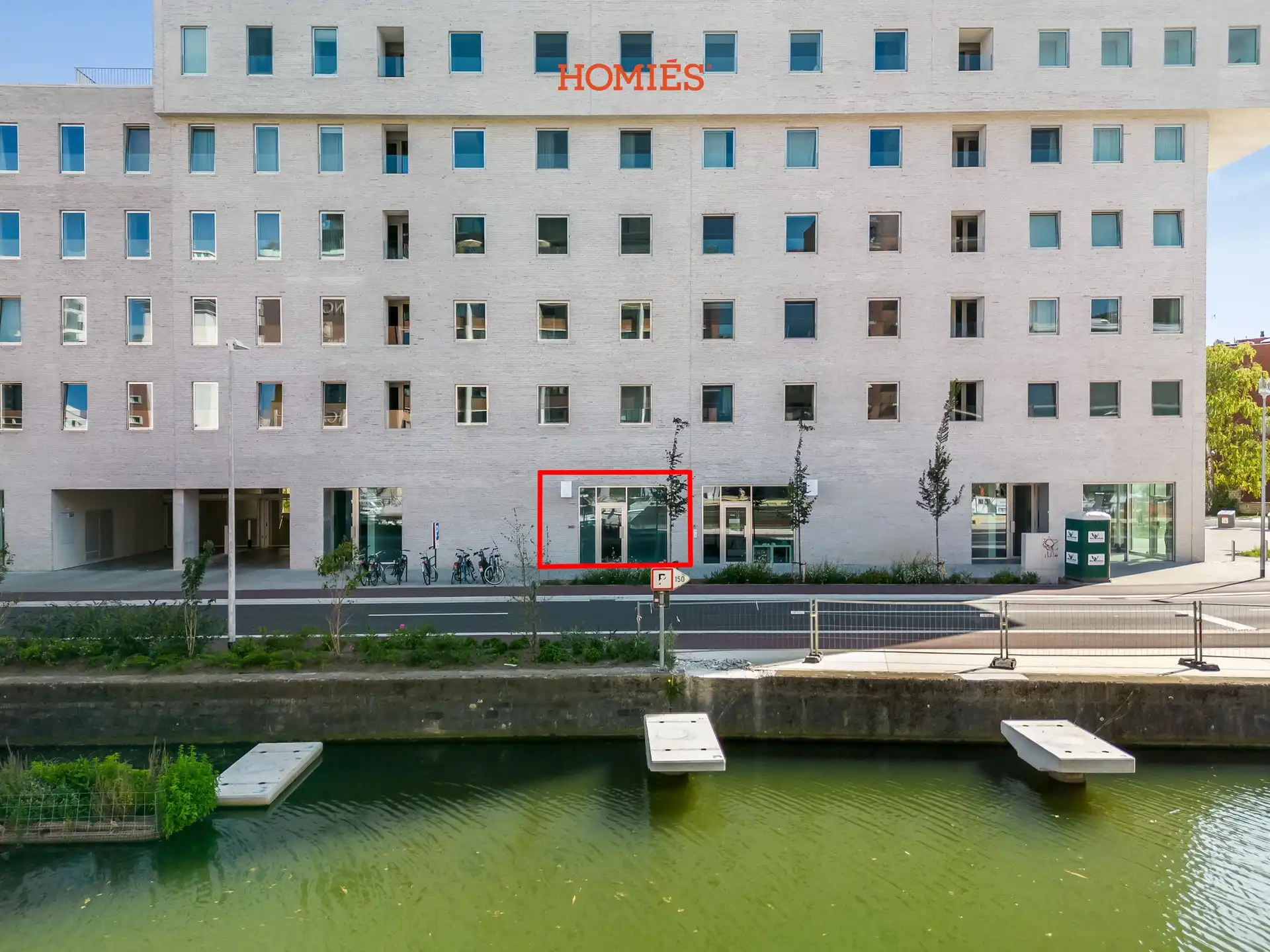 Ruim handelspand aan de Leuvense Vaartkom foto 8