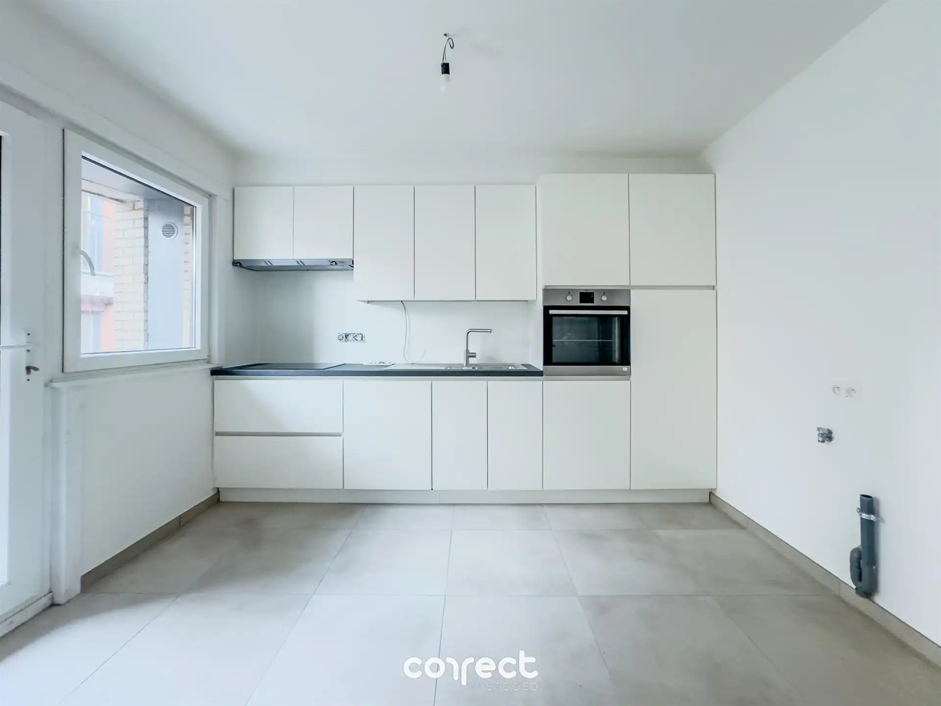 Centraal gelegen appartement te Gistel. foto 4