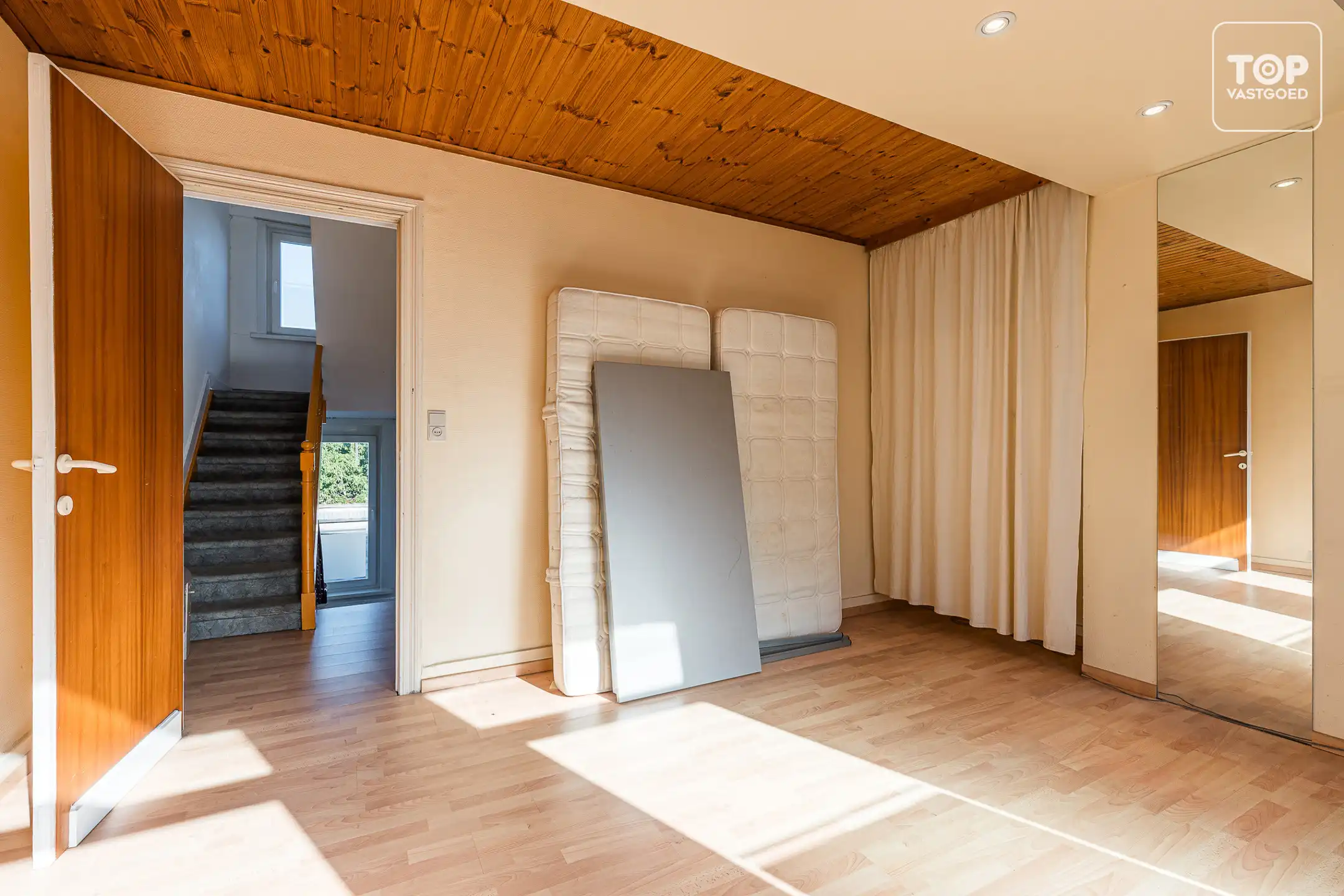 Woning met 4 slaapkamers en leuke tuin foto 18