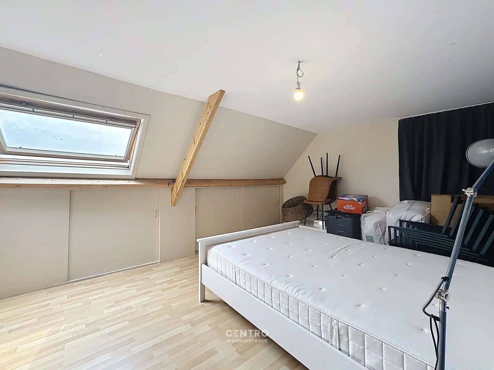 INSTAPKLARE woning met 4 slpks en ZUIDger. tuin! foto 15