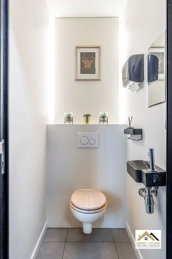 Ruime vrijstaande woning met zwembad en ruime grond op topligging! foto 29