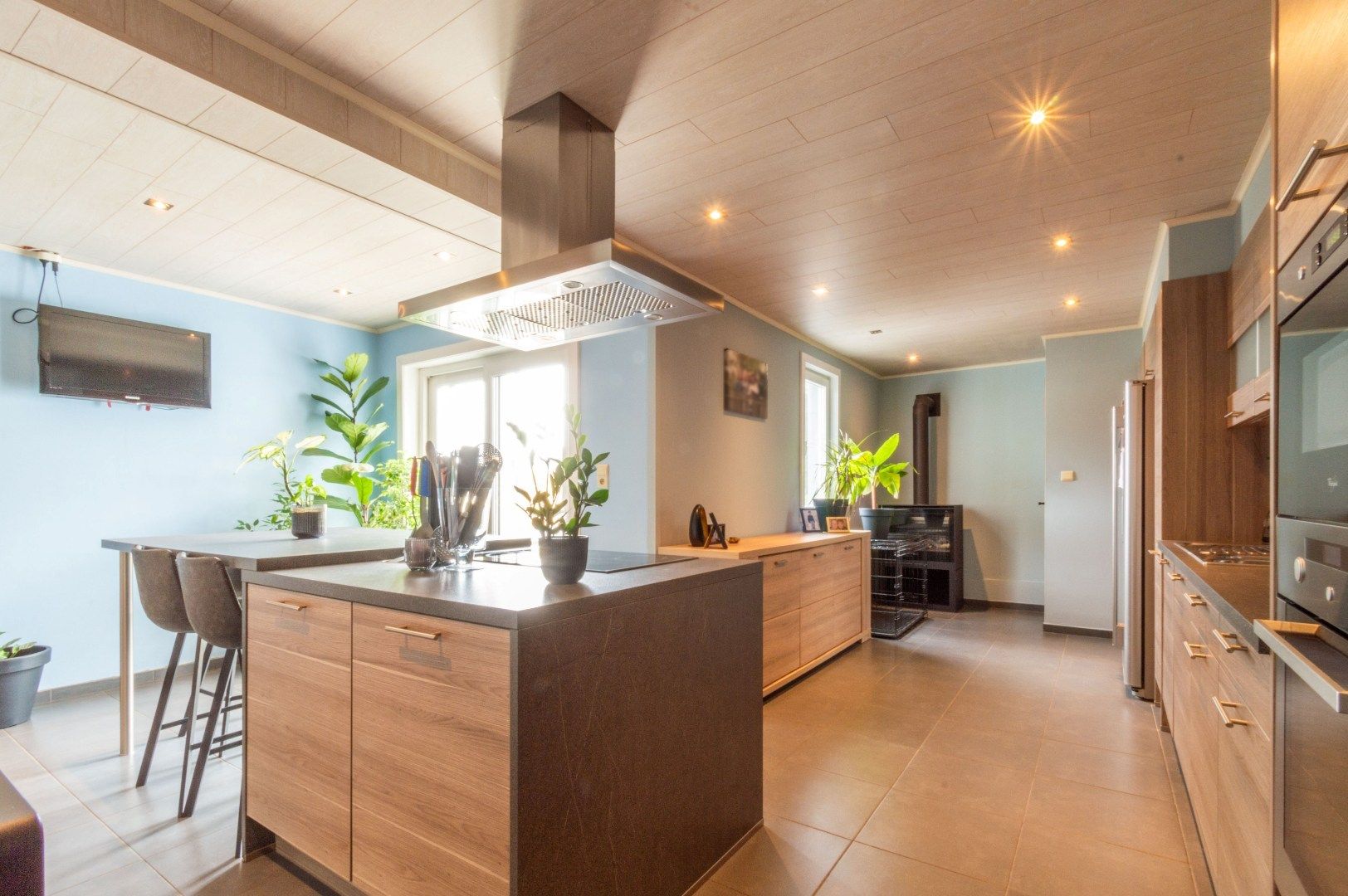 INSTAPKLARE WONING MET 3 SLAAPKAMERS + ZUID-TUIN! foto 5