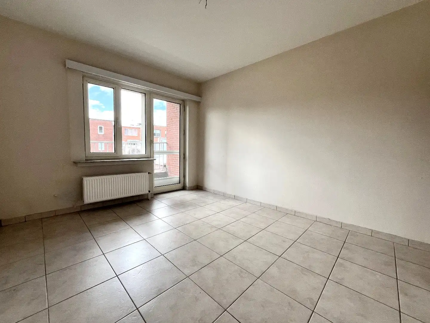Hedendaags 2 slpk appartement met balkon foto 10