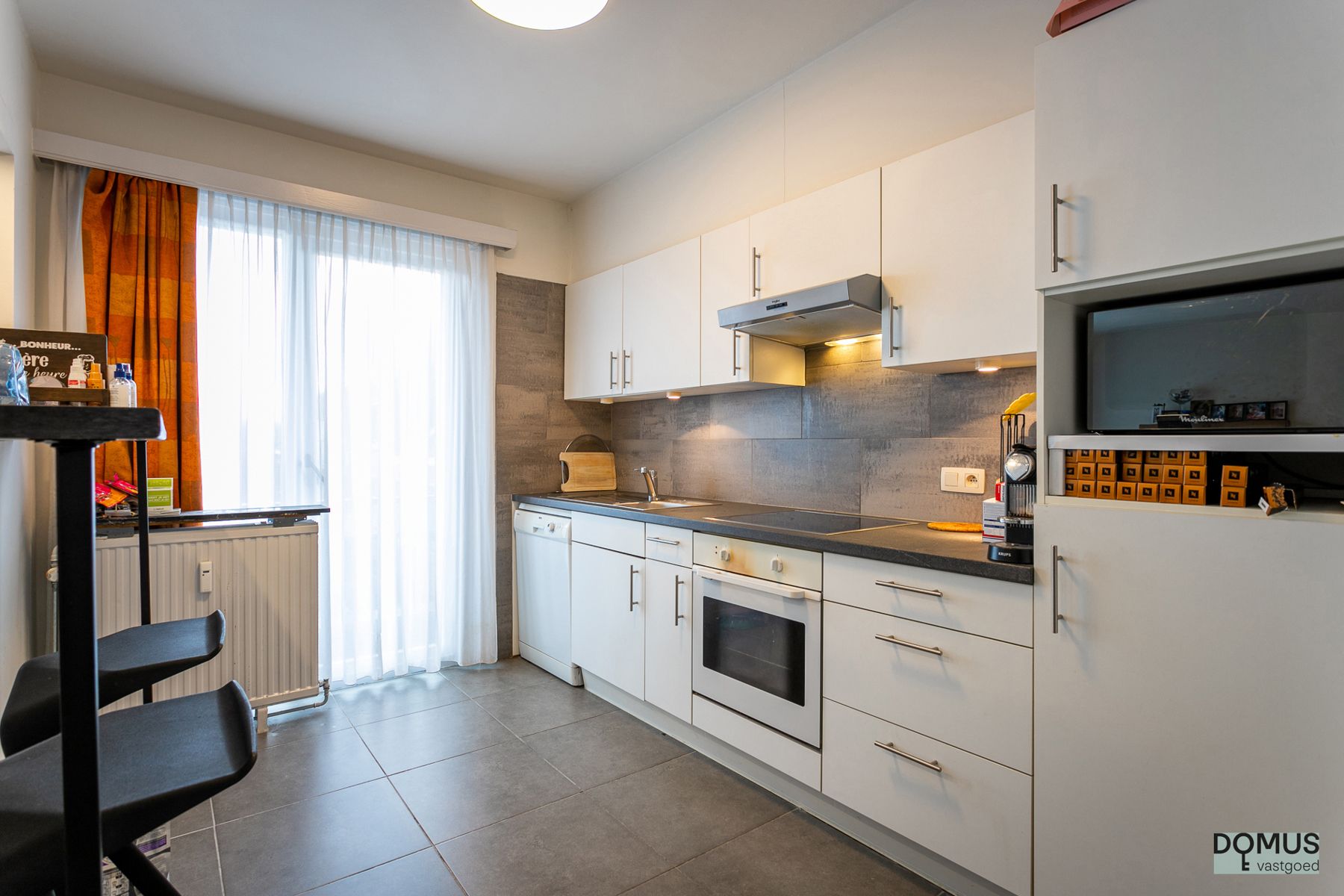 Prachtig lichtrijk appartement met adembenemend uitzicht foto 7