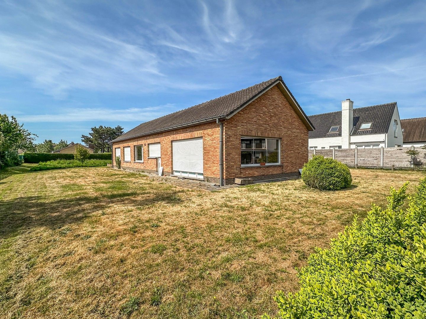 Gelijkvloerse villa met opknapwerk nabij het Hannecartbos. foto 13