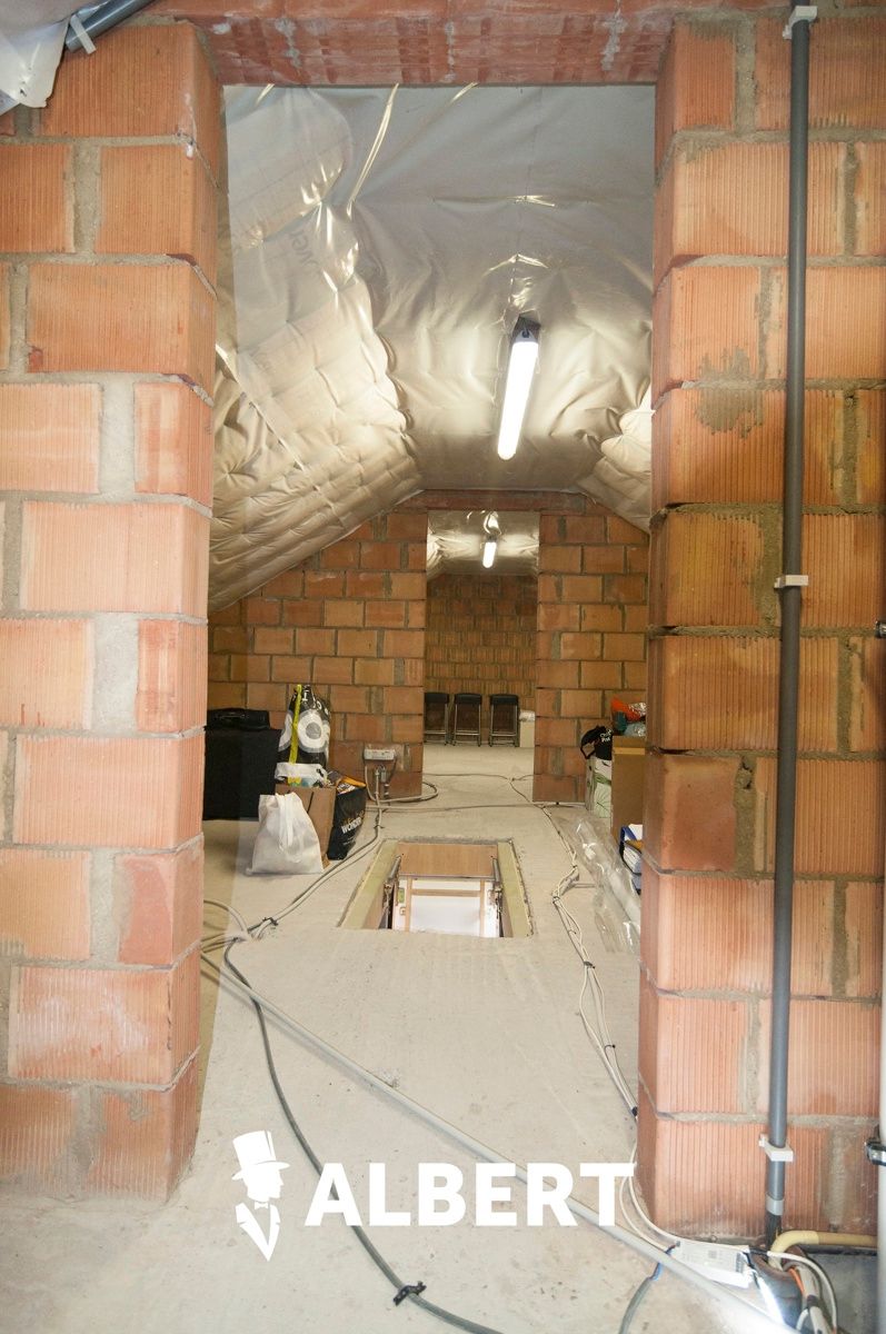 Instapklare woning met grote tuin en garage/magazijnruimte foto 27