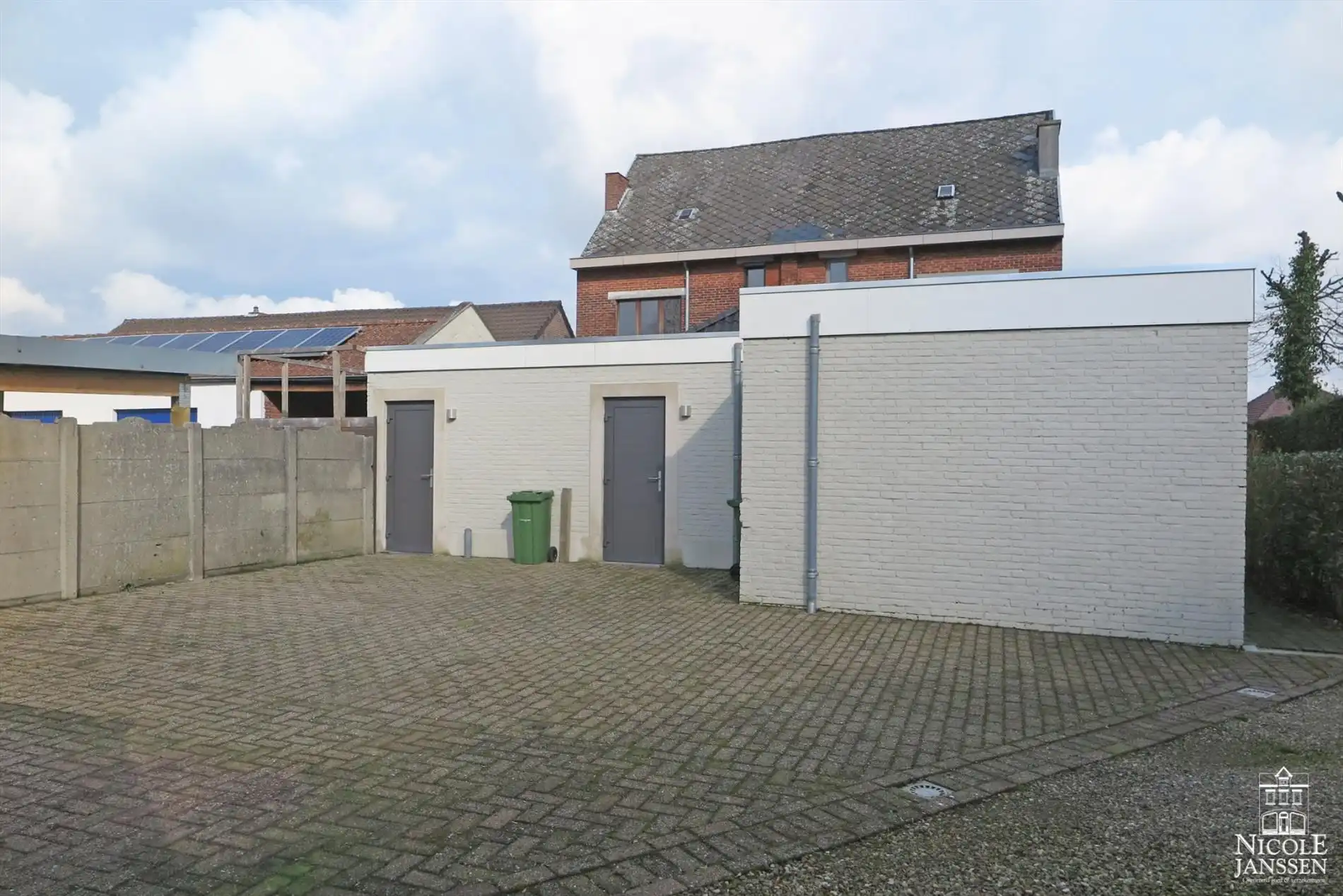 Ruime stadswoning foto 13