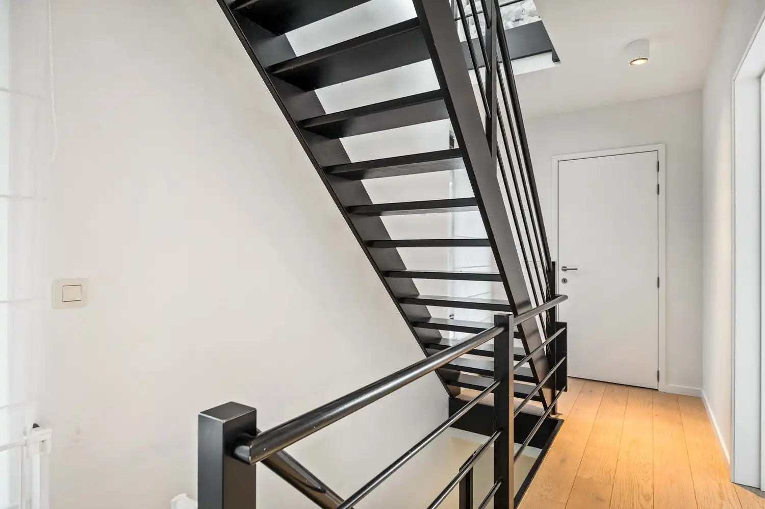 Instapklare, energiezuinige woning in het gegeerde Ekeren Donk foto 16