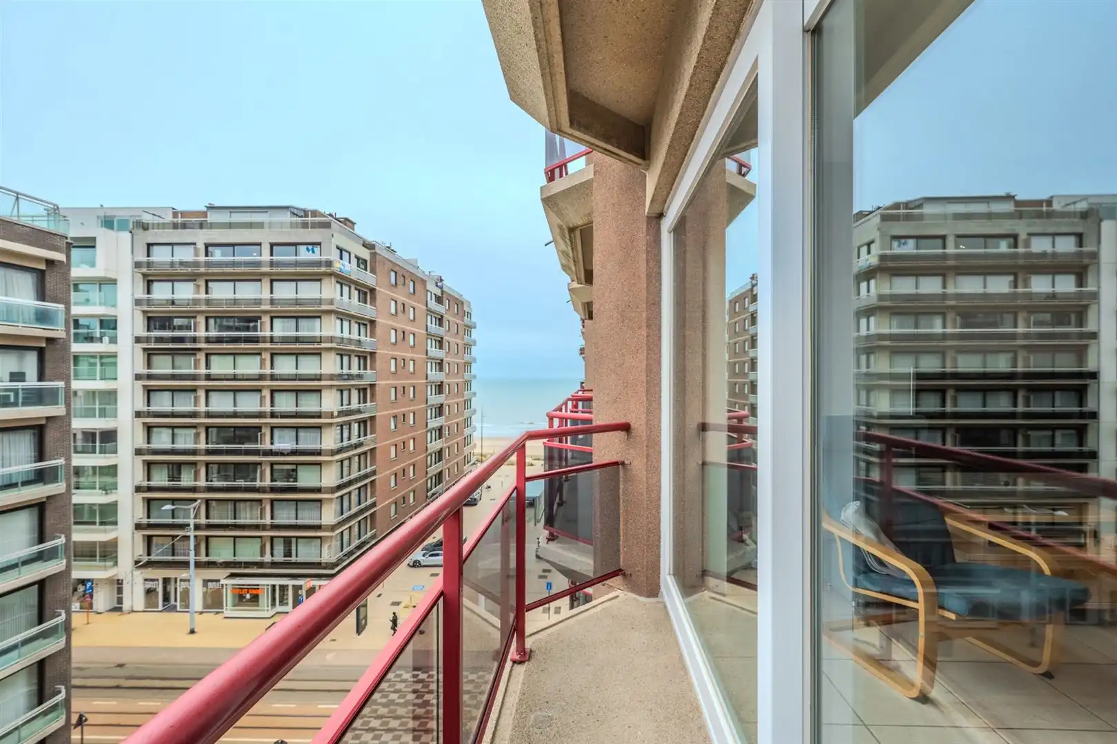 Instapklare studio met zijdelings zeezicht foto 13