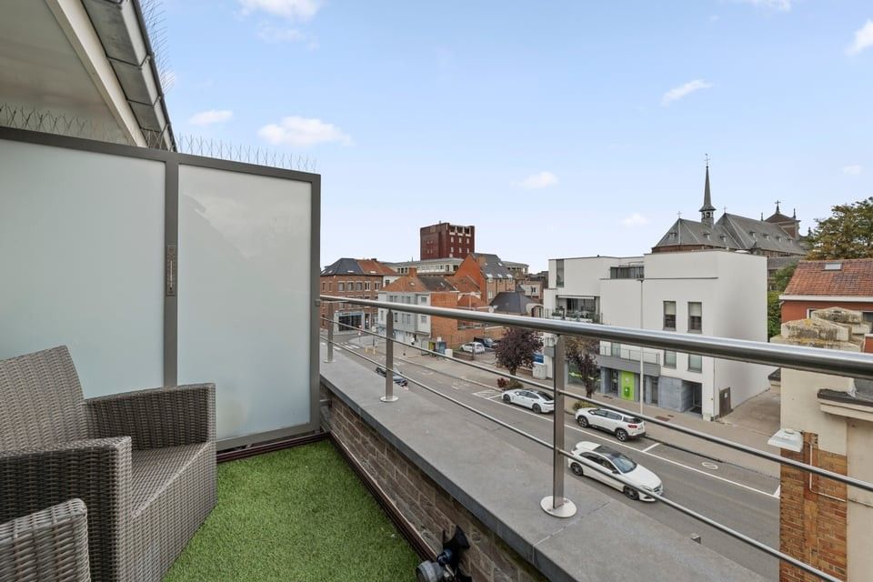 GEMEUBELD APPARTEMENT MET 2 SLAAPKAMERS TE HUUR IN HET HARTJE VAN SINT-TRUIDEN foto 23