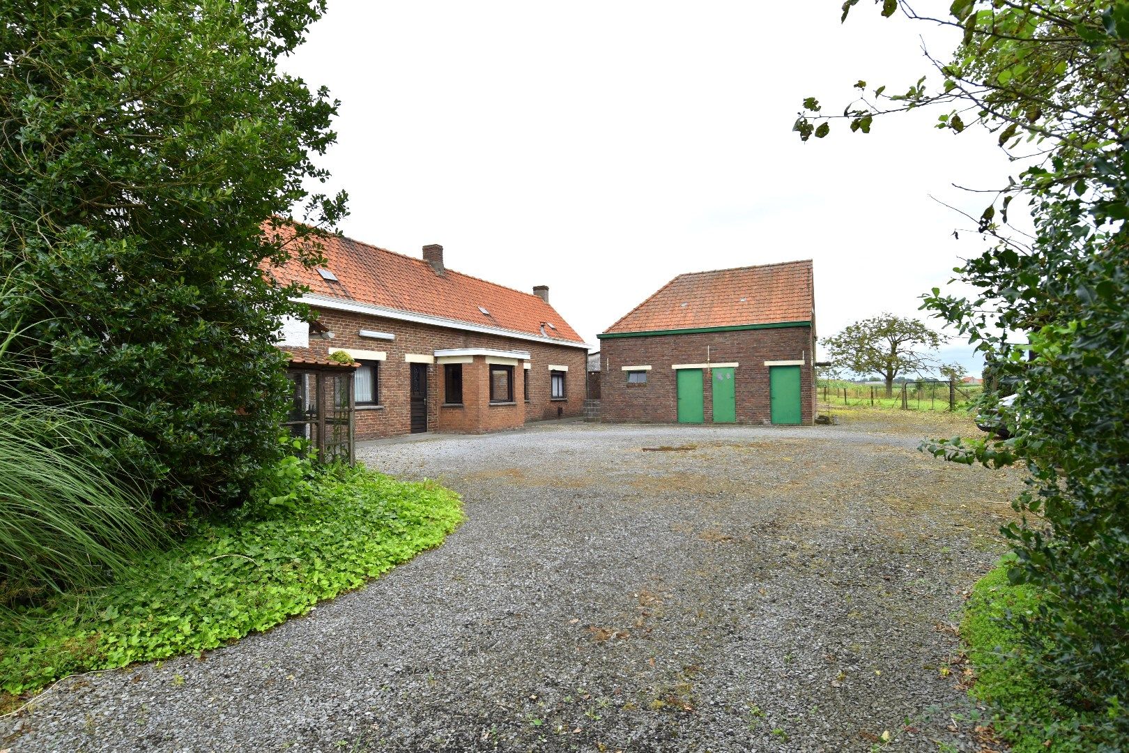 Hoeve op 11.106 m² te koop in het landelijke Spiere-Helkijn foto 5