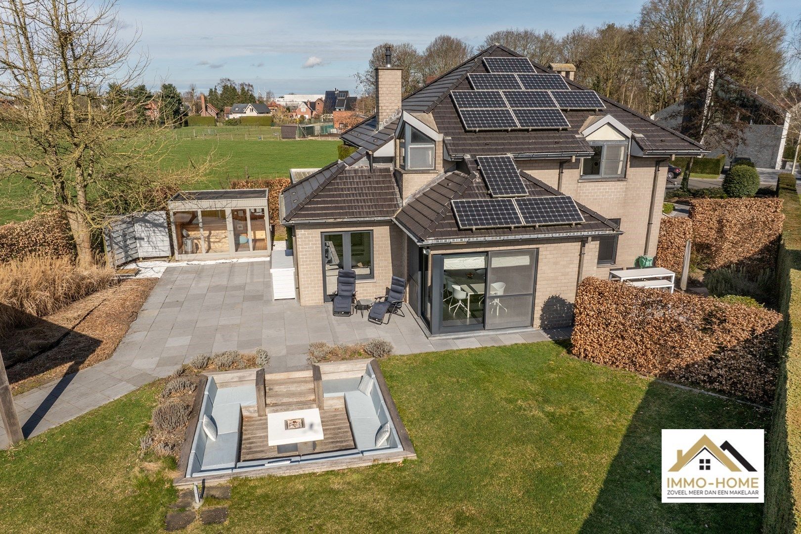 Prachtige instapklare villa met landelijk uitzicht  foto {{pictureIndex}}