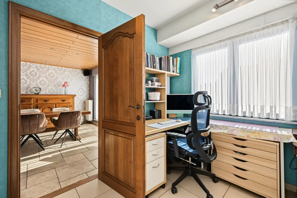 Ruime gezinswoning met 265 m² woonoppervlakte, dubbele garage en prachtige tuin foto 12