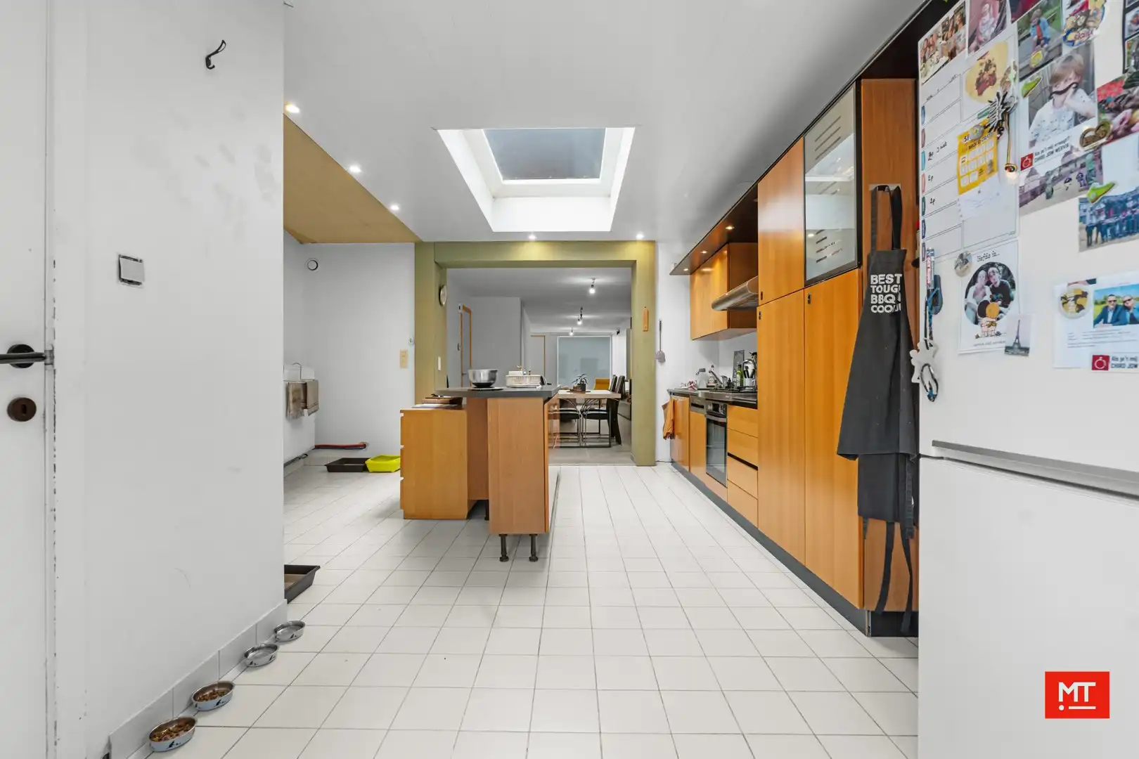 Instapklare woning met 4 slaapkamers en stadskoer in hartje Wervik foto 7