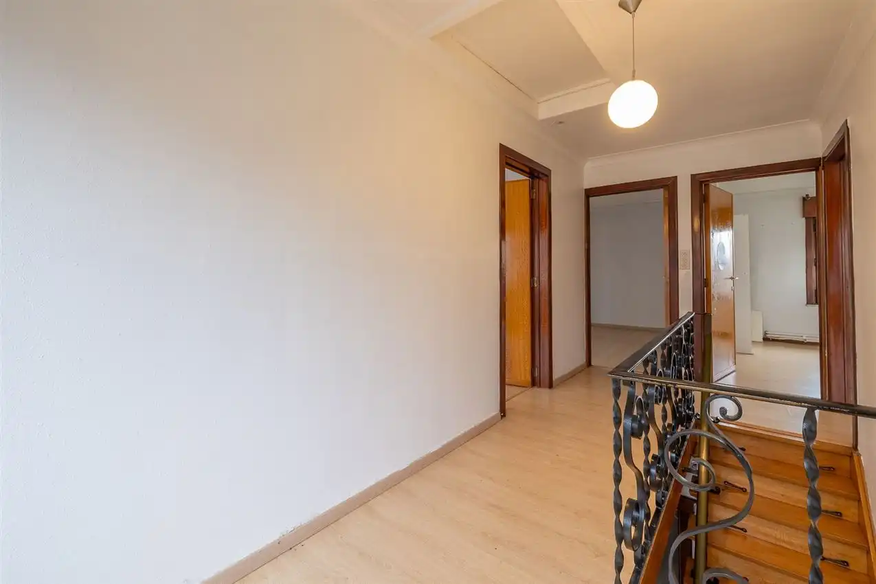 Woning met 3slk, tuintje en werkhuis foto 19