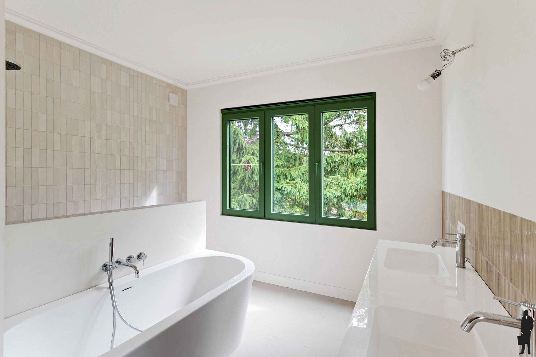 Volledig gerenoveerde herenwoning op een perceel van 770 m²  foto 16