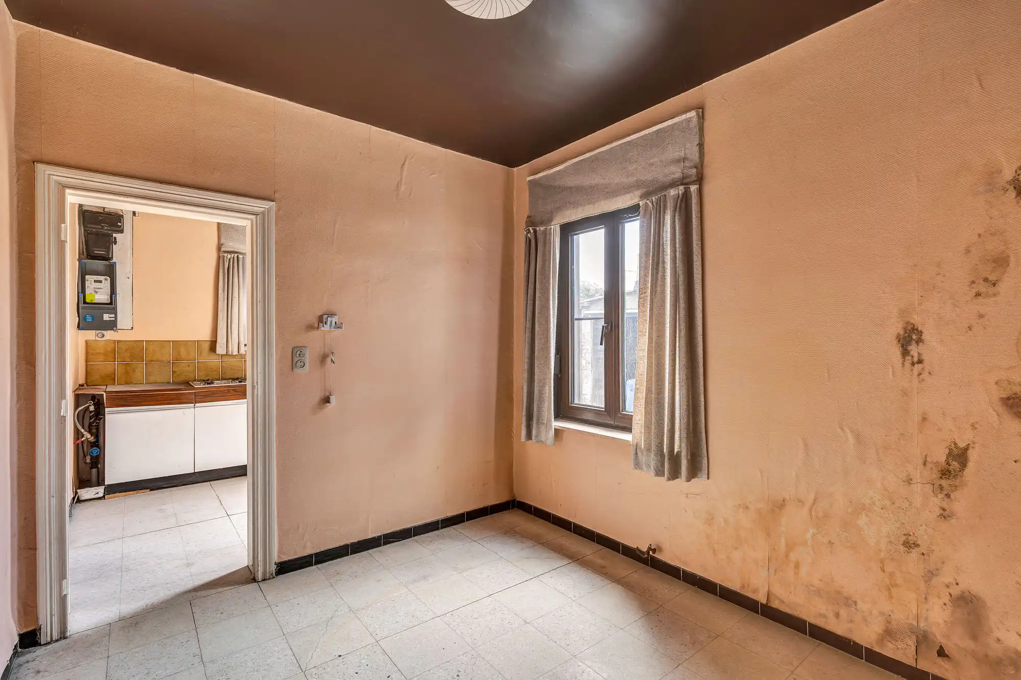 Te renoveren woning met tal van uitbreidingsmogelijkheden foto 7